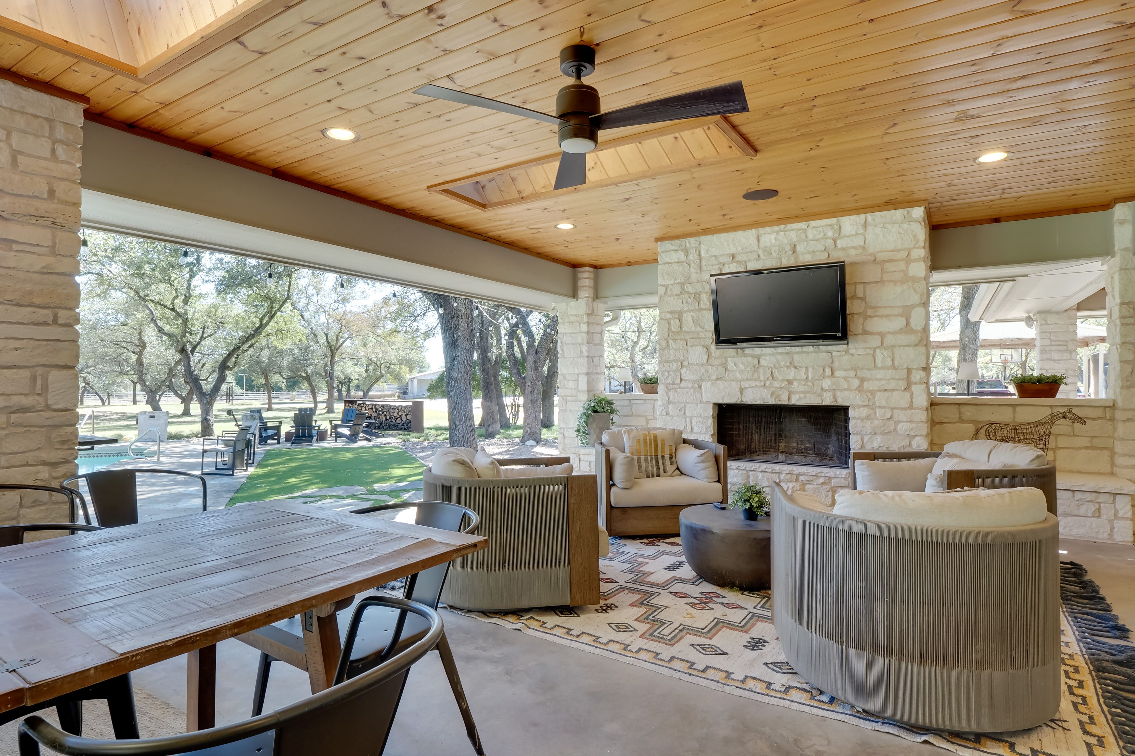 Covered Patio | Smart TV | Fireplace