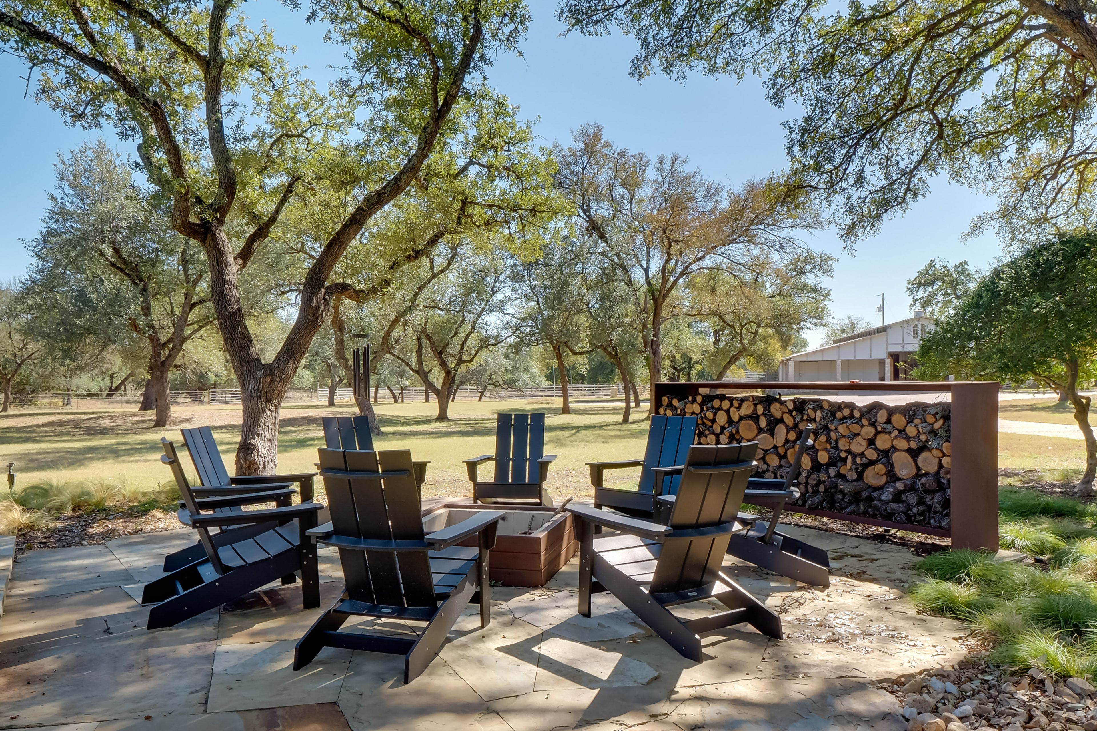 Fire Pit | Outdoor Seating