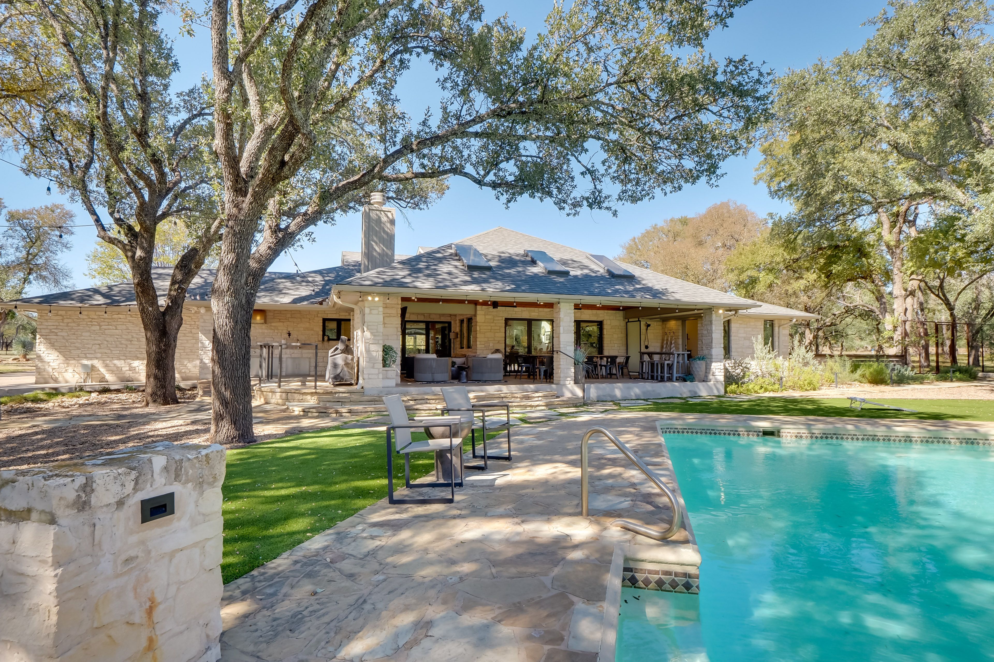 Private Pool | Backyard
