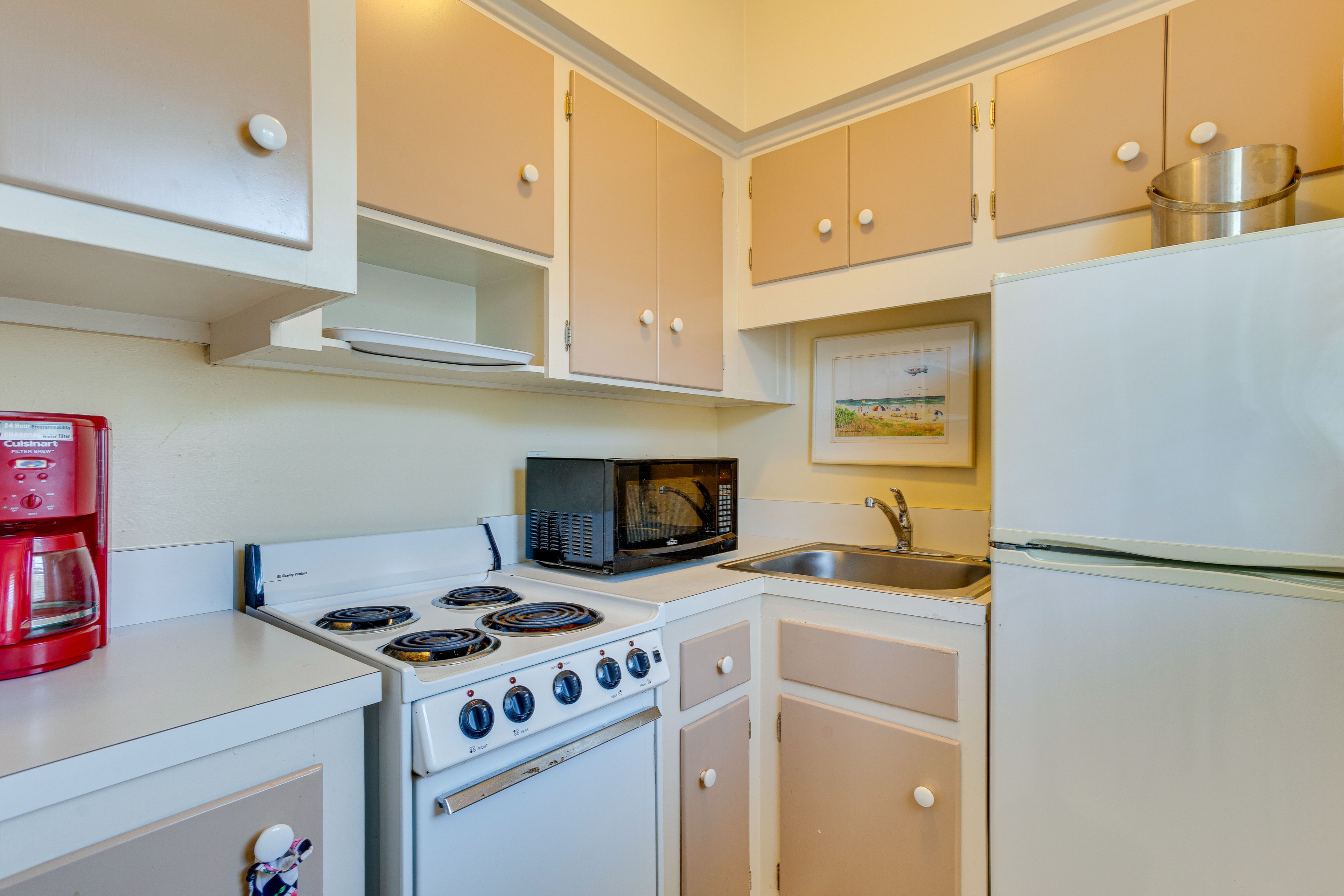 Kitchen | Cooking Basics | Stove/Oven | Refrigerator | Drip Coffee Maker