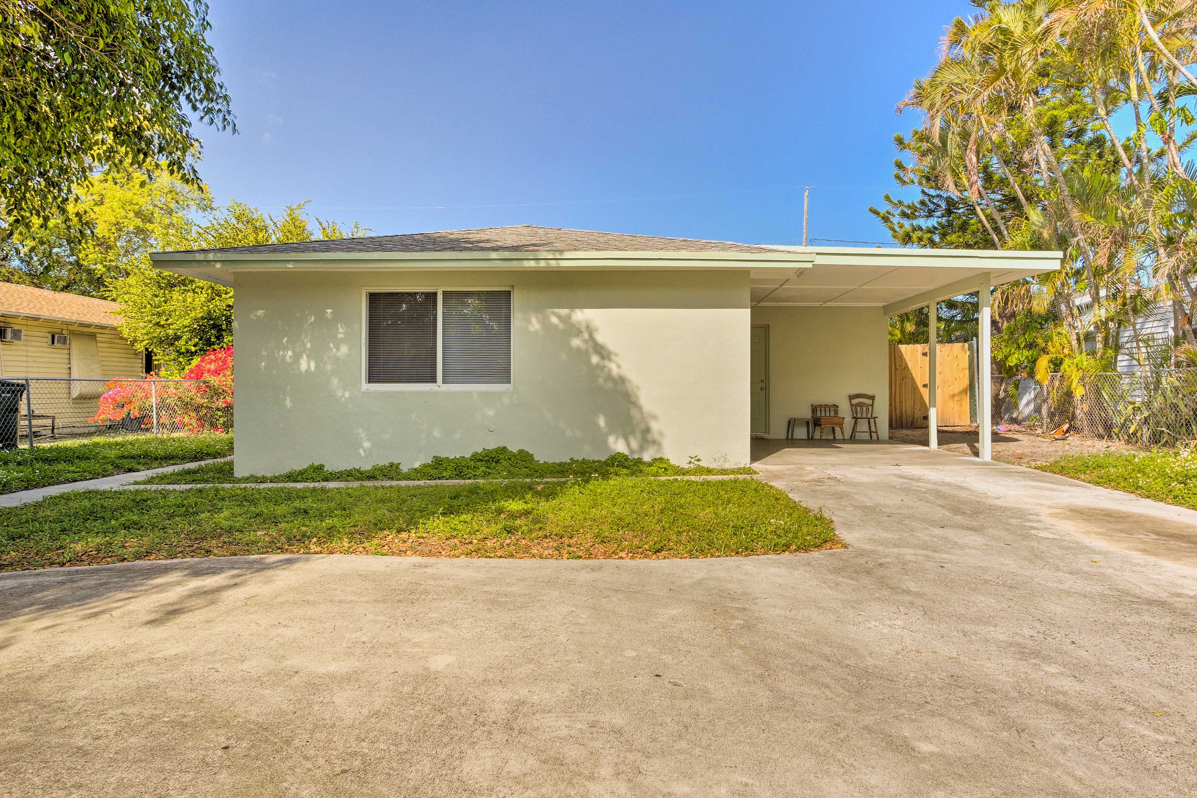 Delray Beach Vacation Rental | 1BR | 1BA | 666 Sq Ft | Step-Free Access
