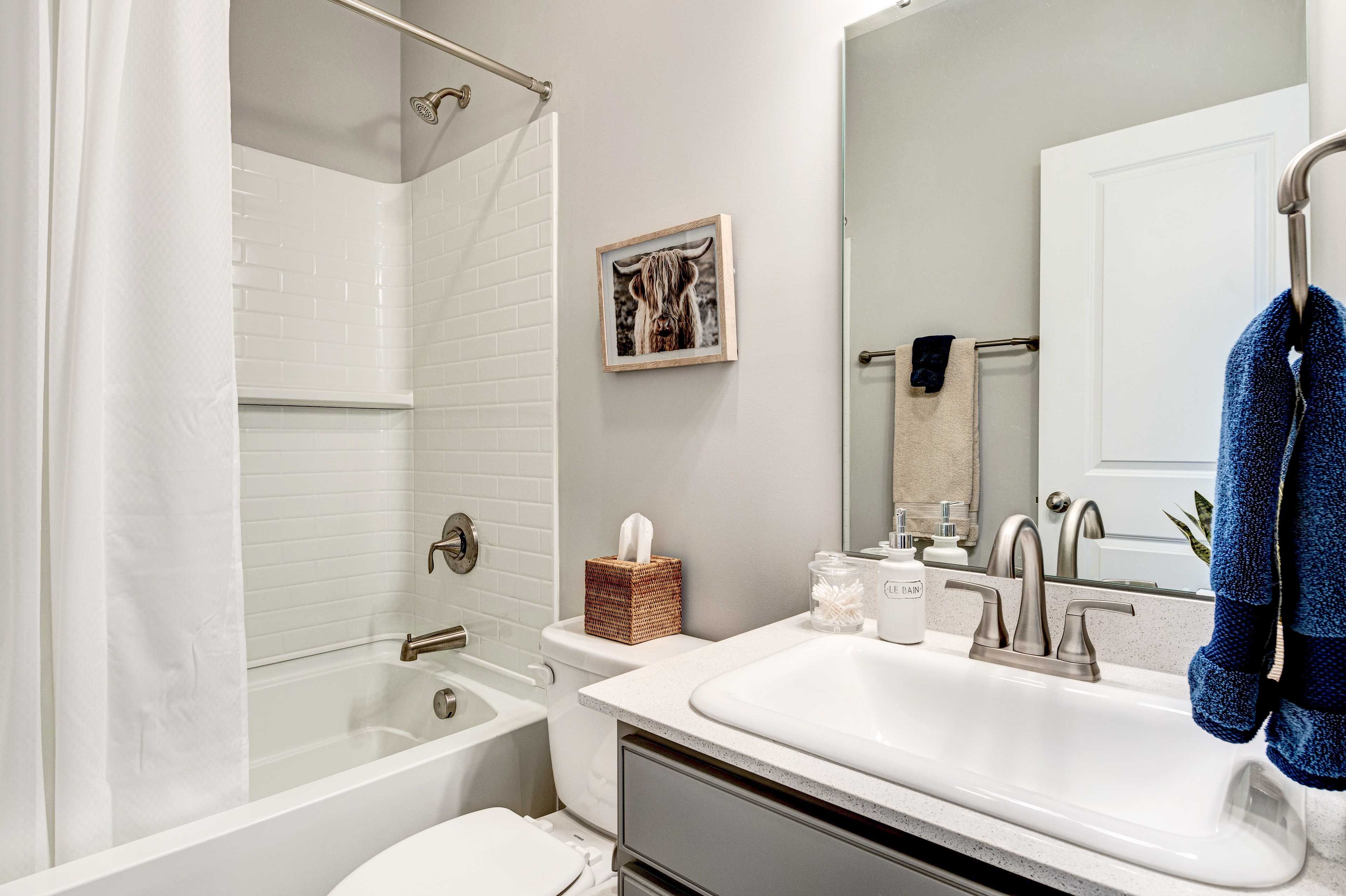 Full Bathroom