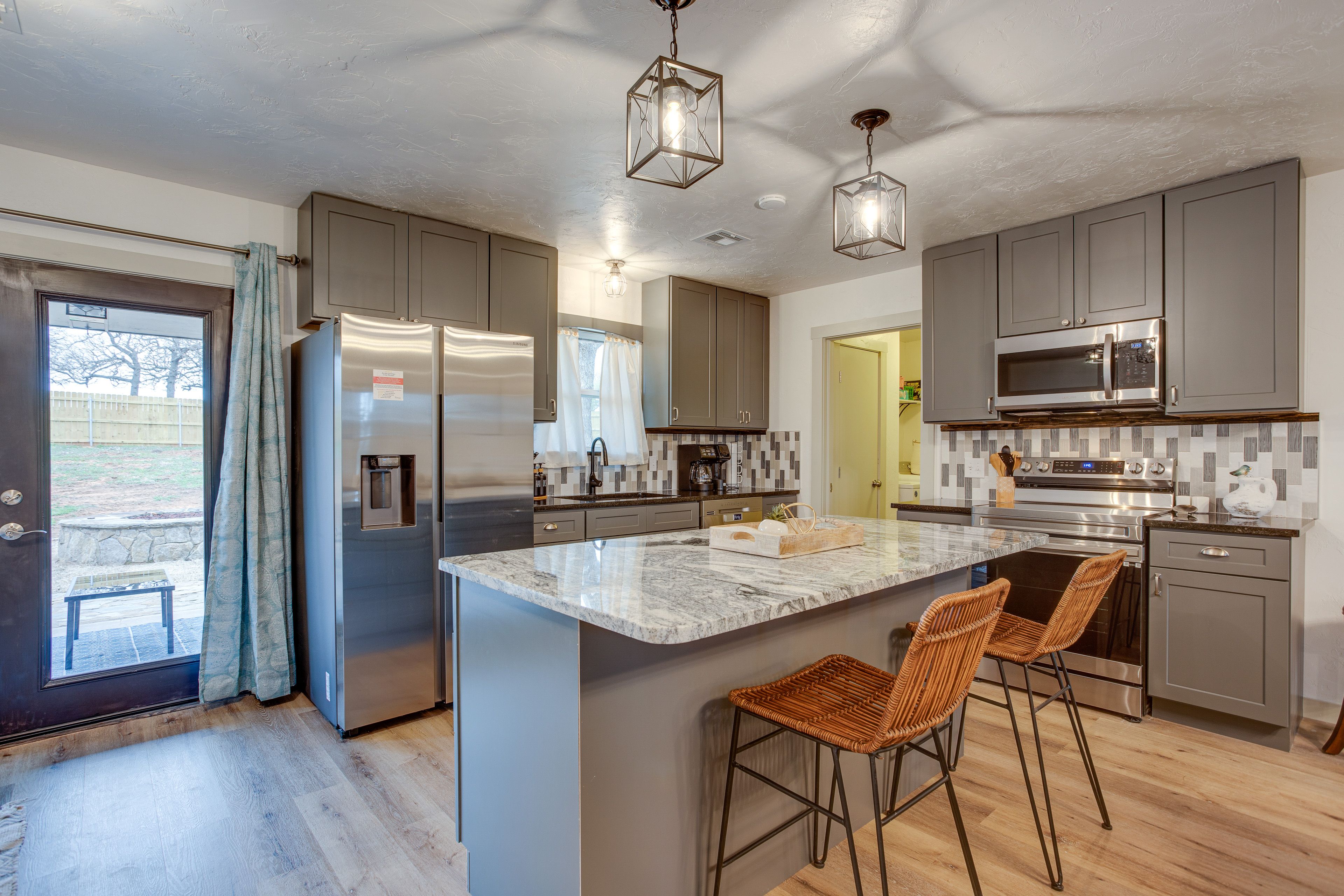 Kitchen | Single-Story Home | Dishwasher | Coffee Maker | Cooking Basics