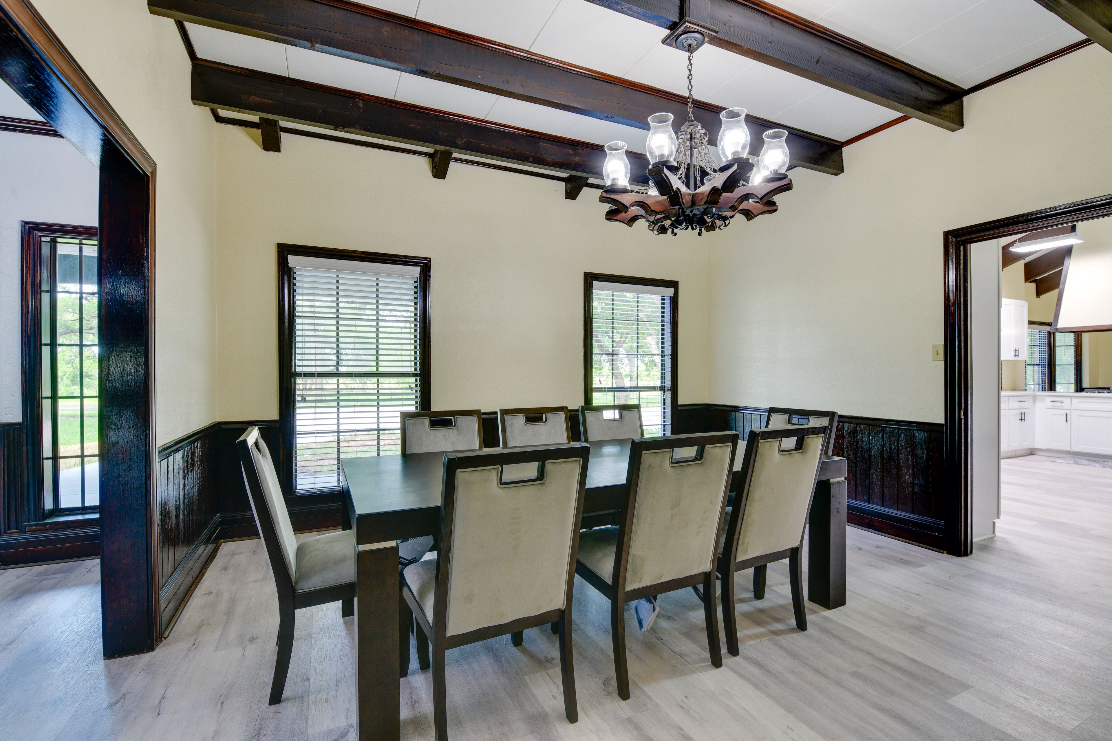 Dining Room | Dishware Provided