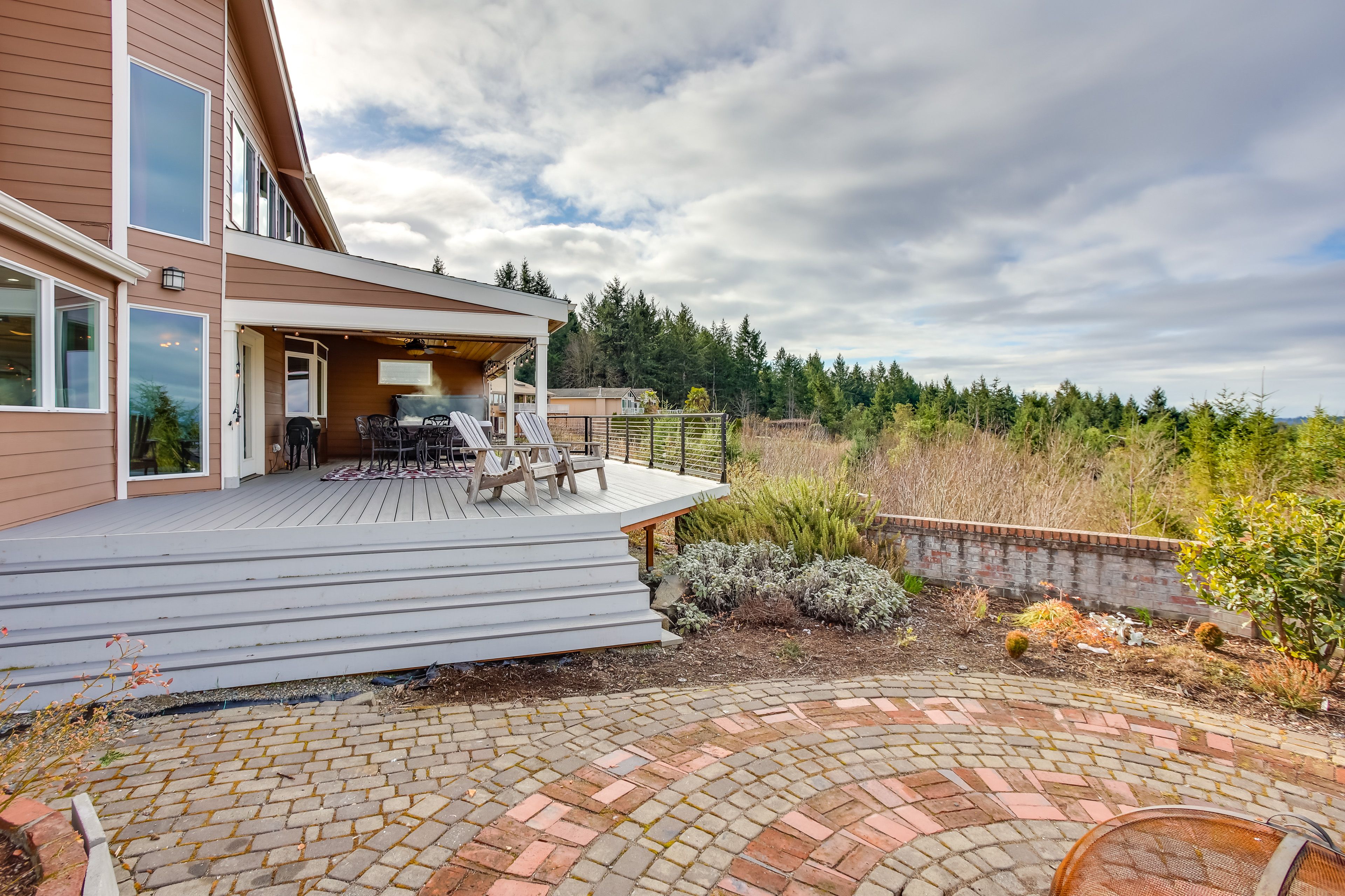 Patio | Fire Pit