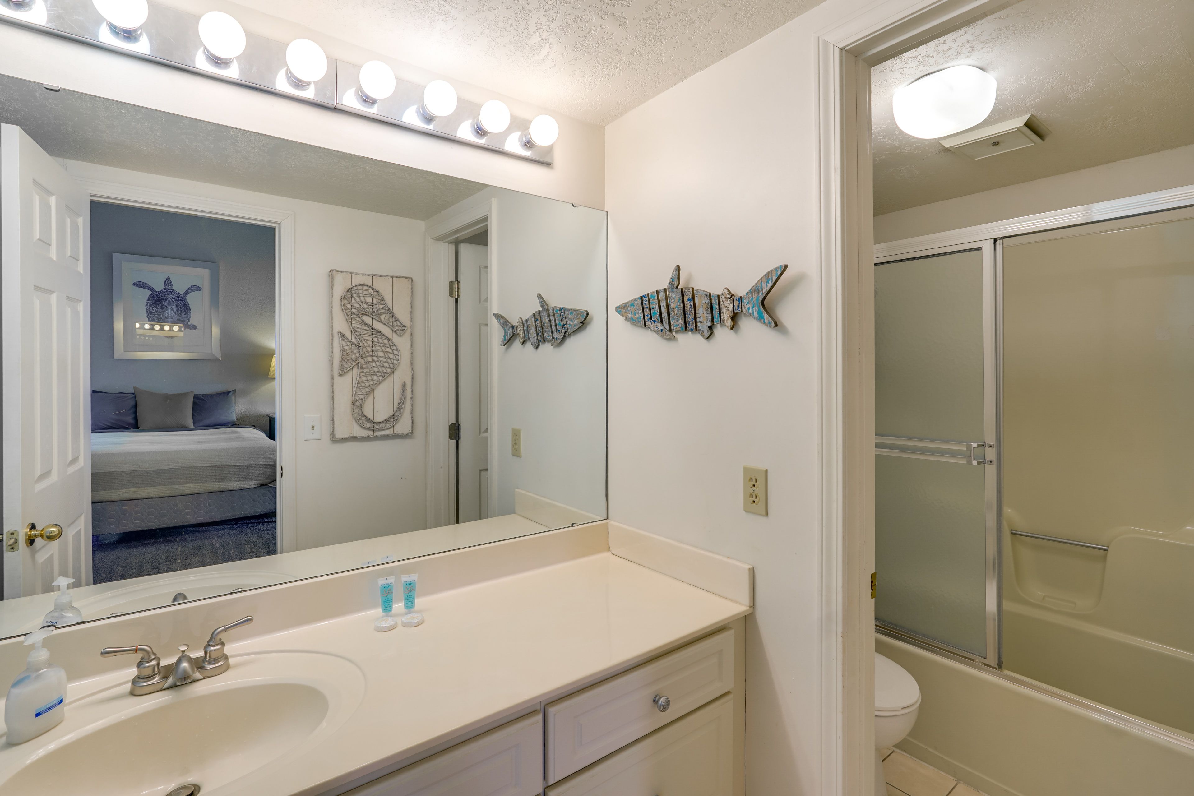 Full Bath | Main Level