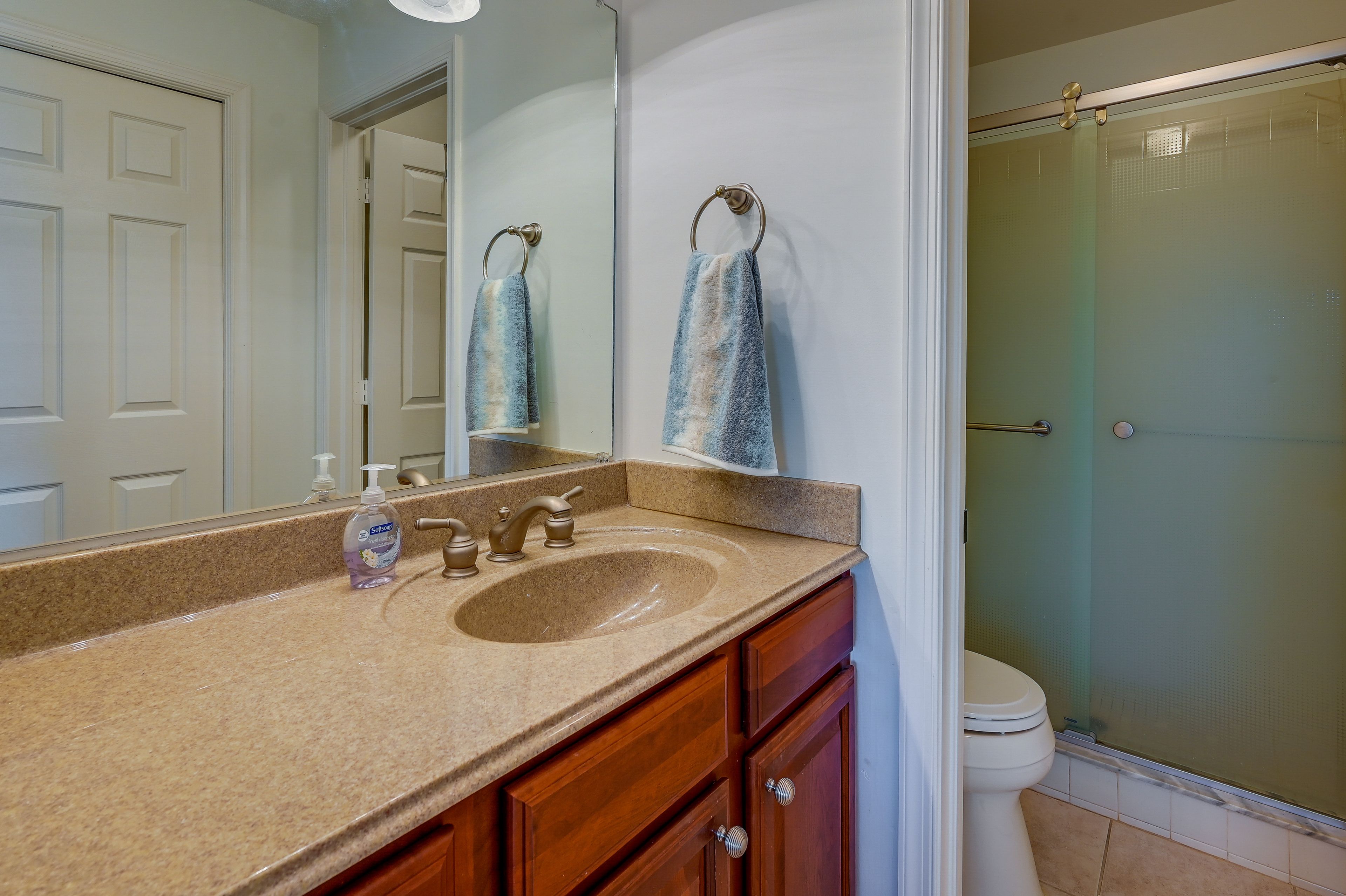 En-Suite Bathroom | Access via Bedroom 1 | Complimentary Toiletries | Hair Dryer