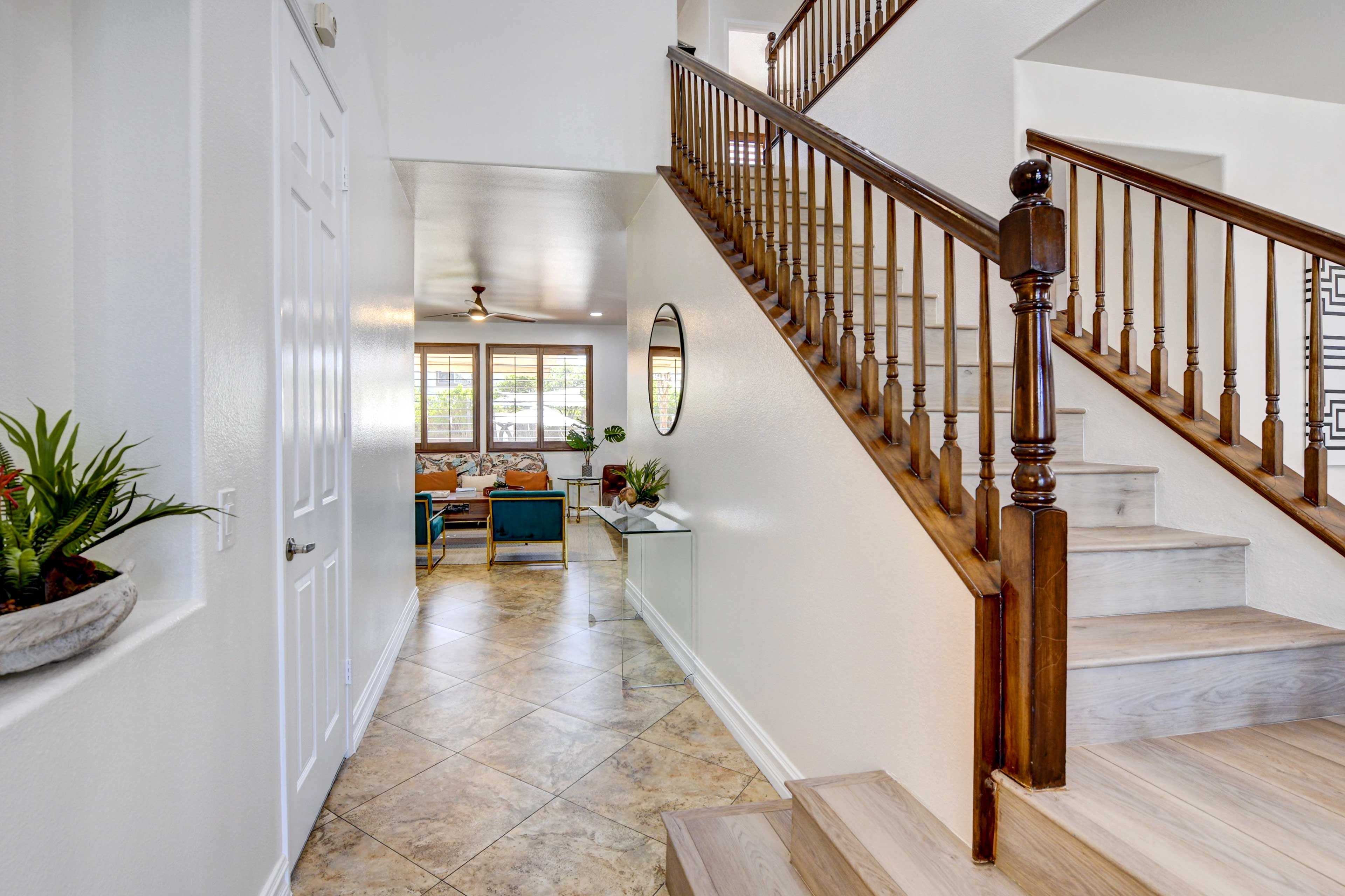 Entryway | Stairs to 2nd Floor