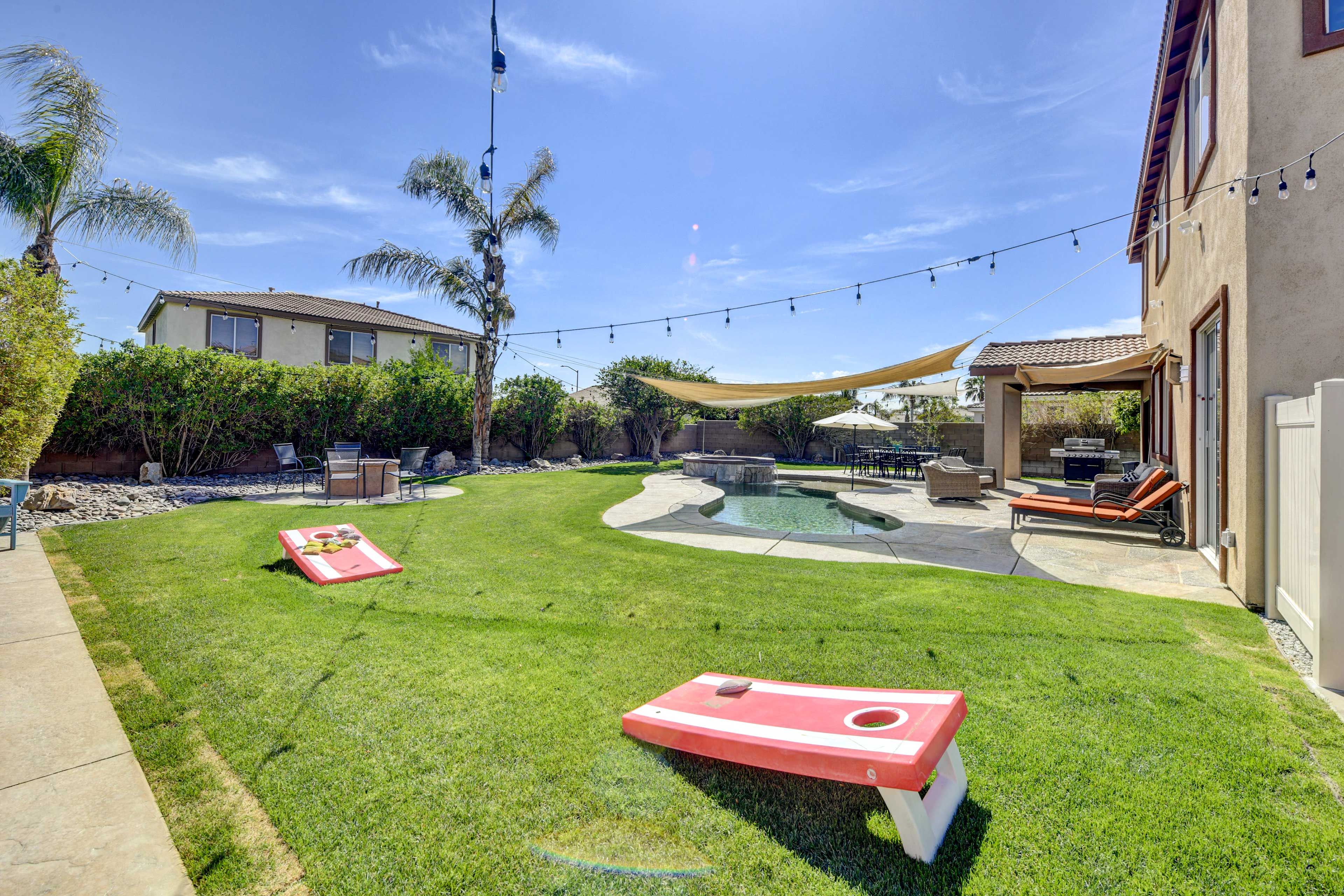 Backyard | Cornhole