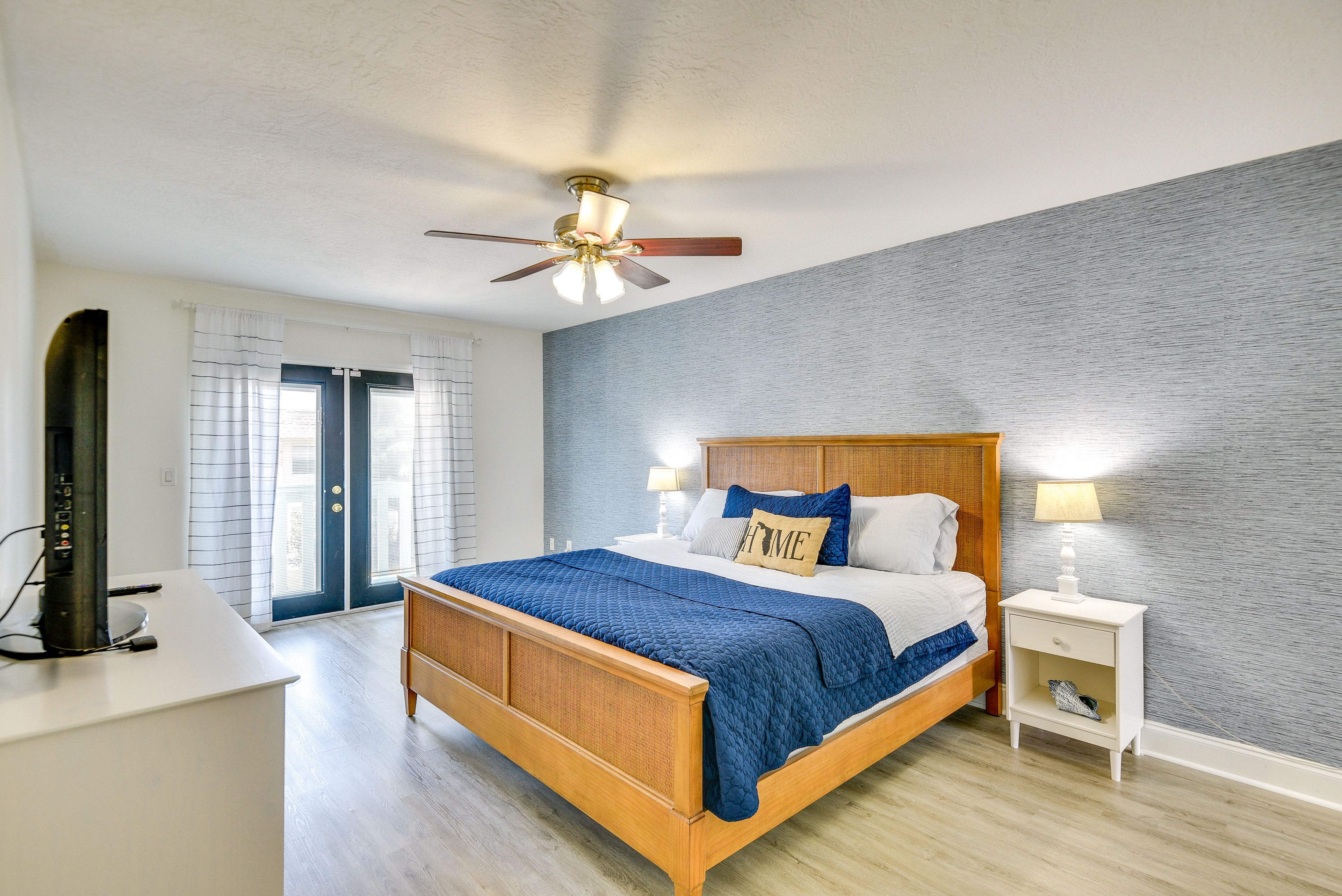 Bedroom 1 | King Bed | 2nd Floor | Smart TV | Private Balcony