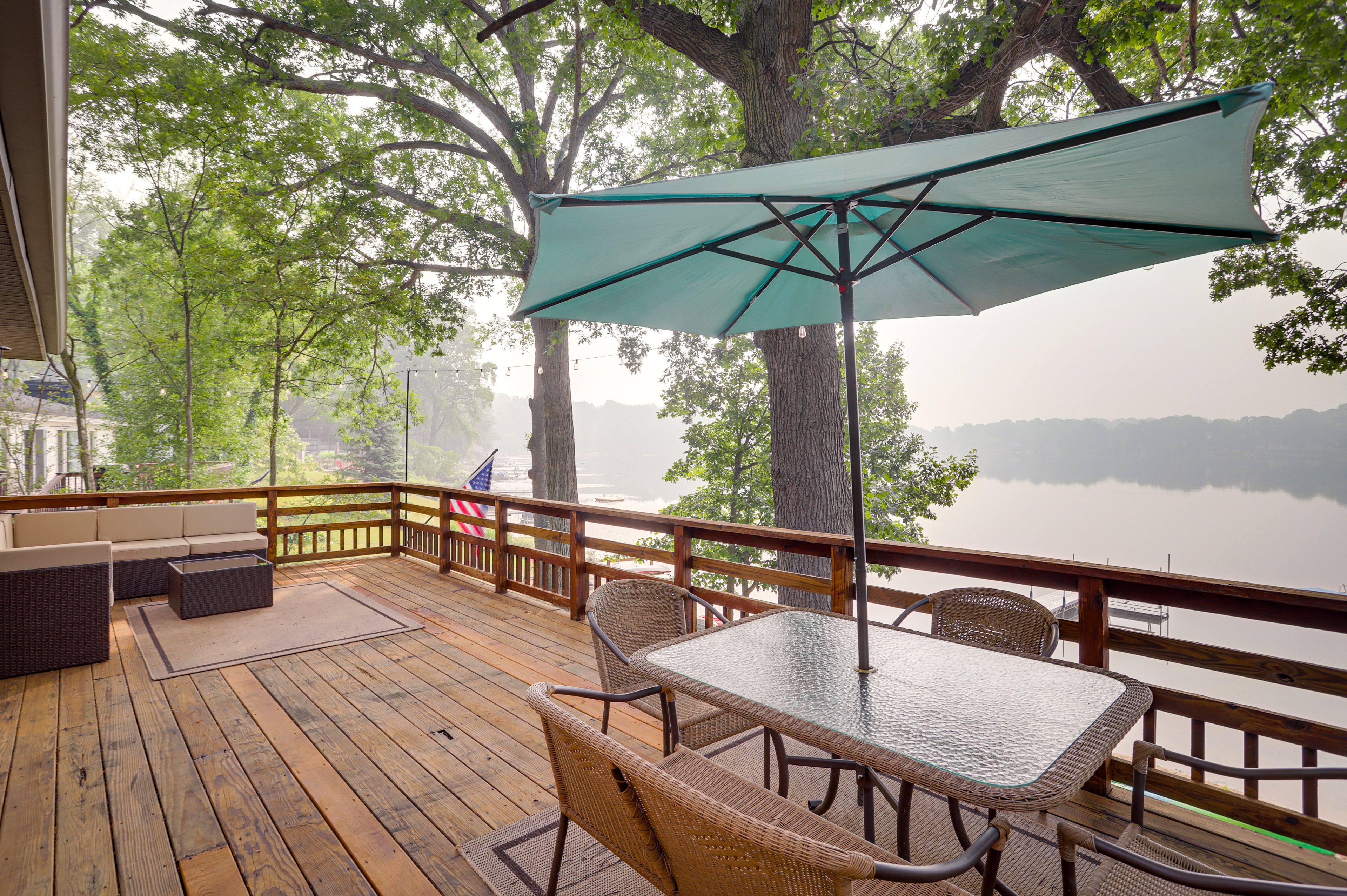 Deck