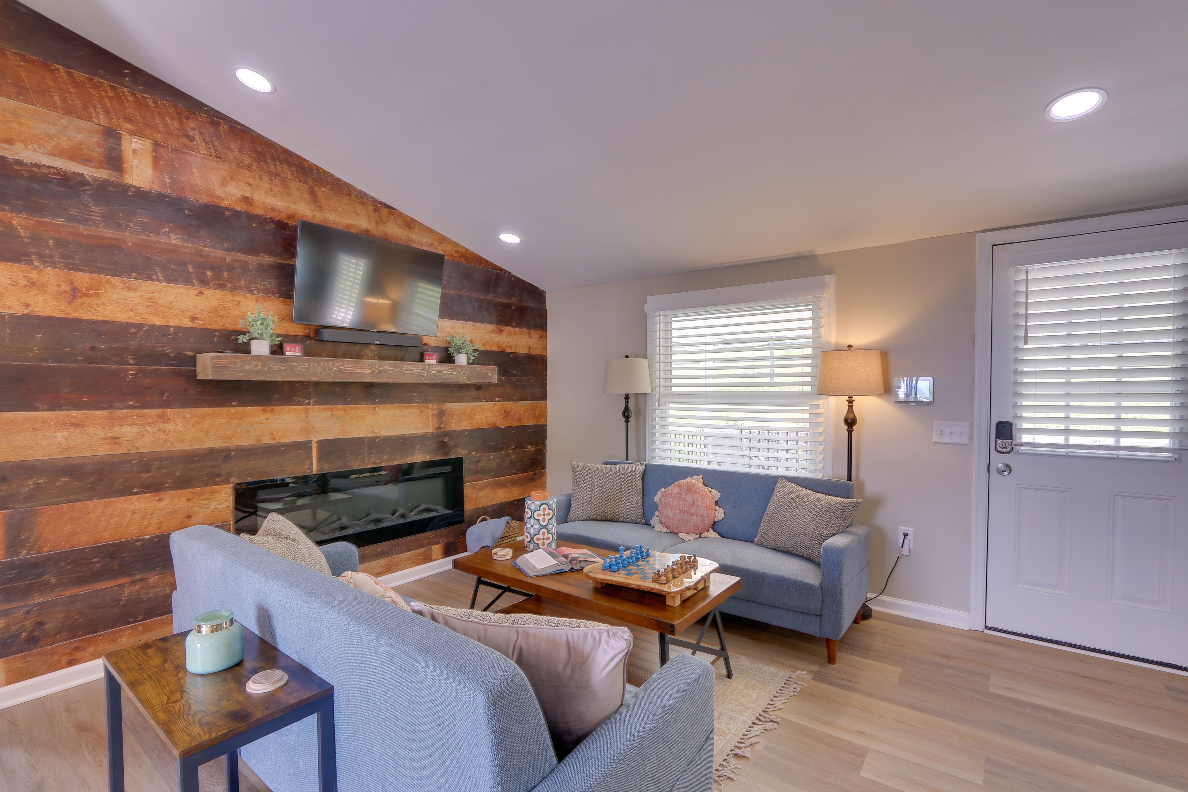 Living Room | Central Air Conditioning & Heating