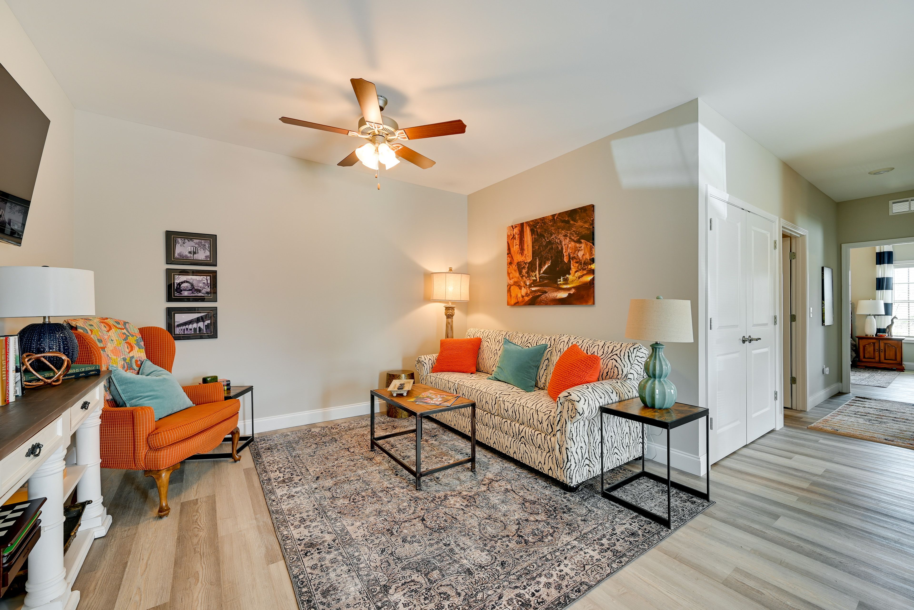 Living Room | Cable TV | Queen Sleeper Sofa