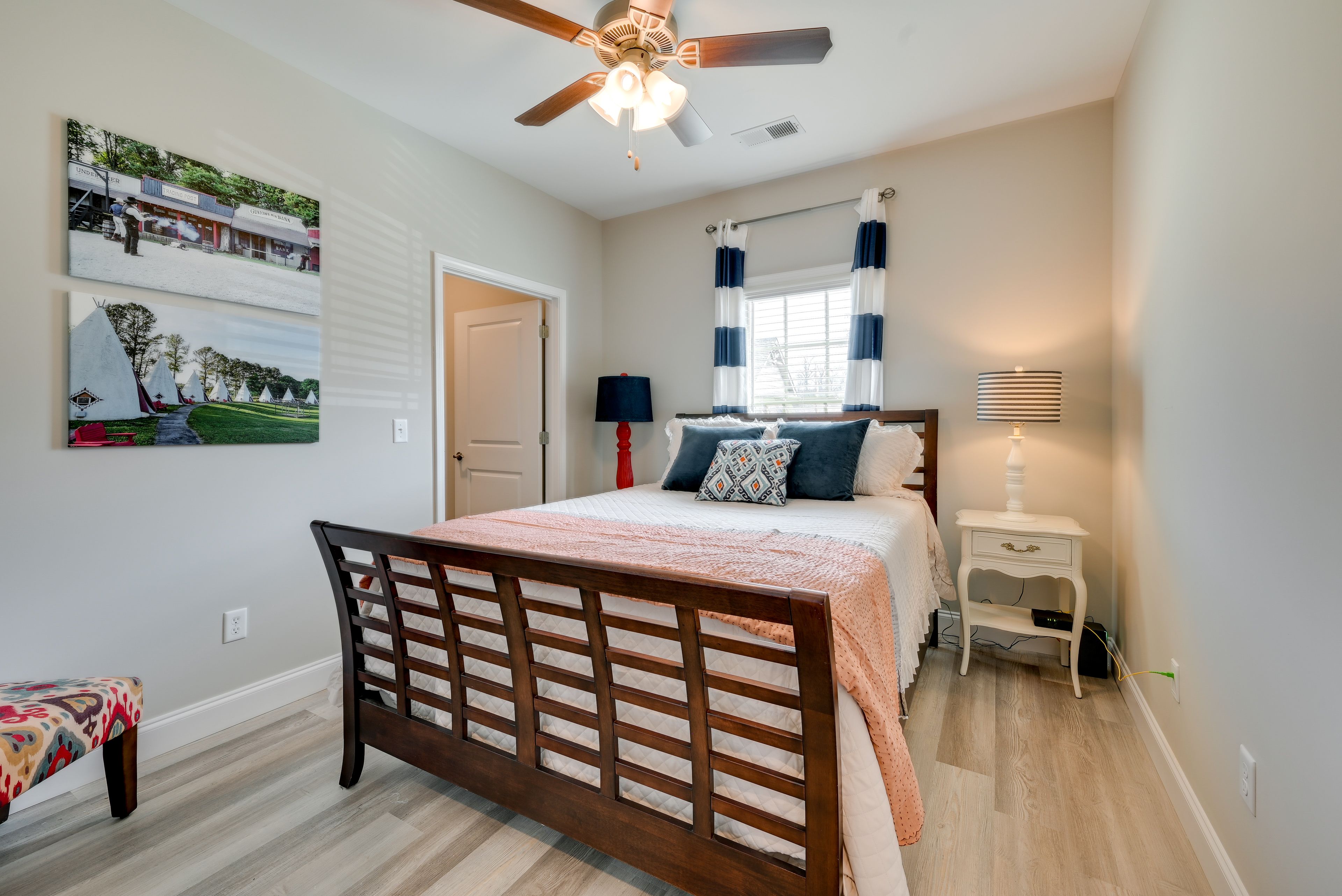 Bedroom 1 | Queen Bed | En-Suite Bathroom