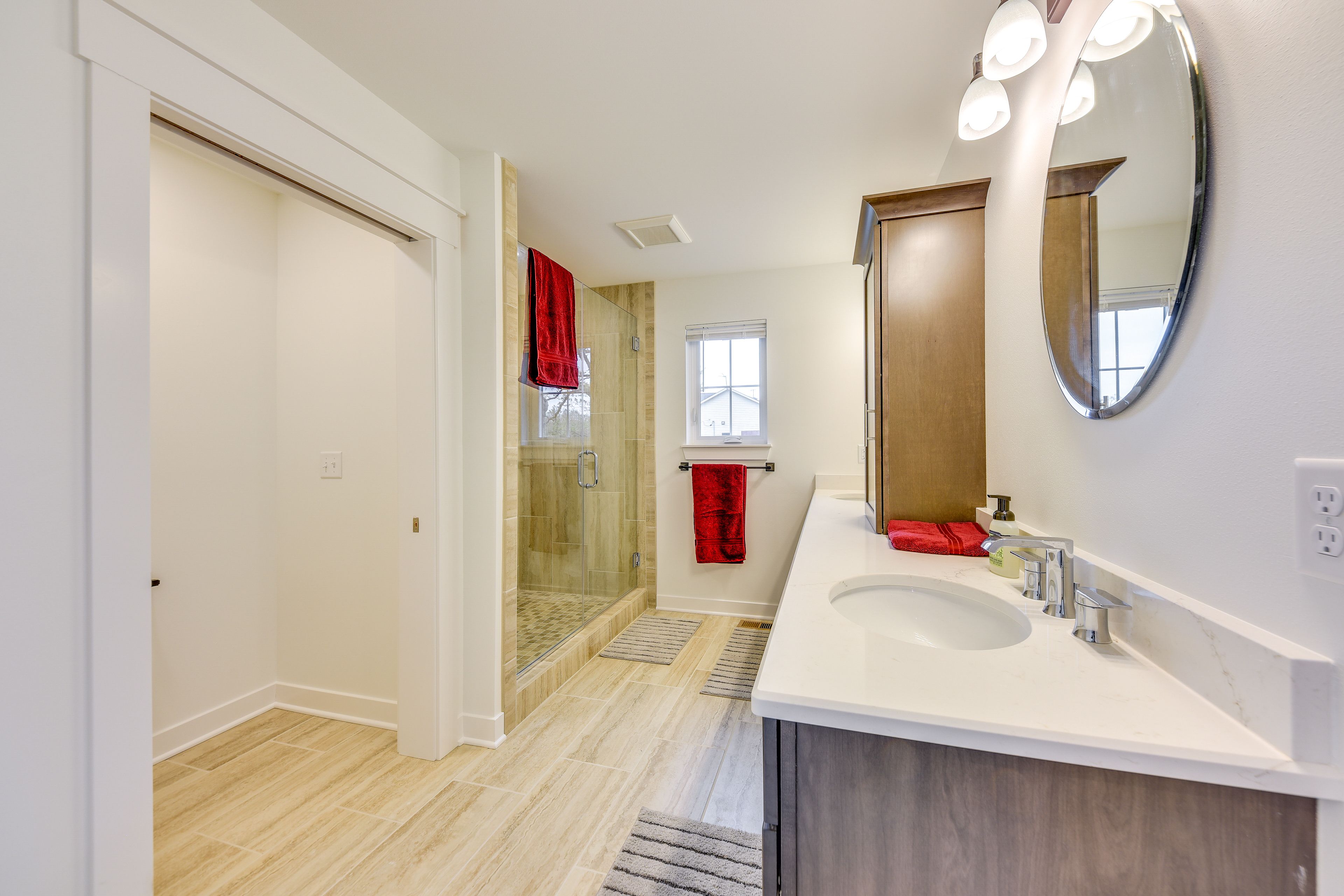 En-Suite Bathroom | Towels Provided | Complimentary Toiletries