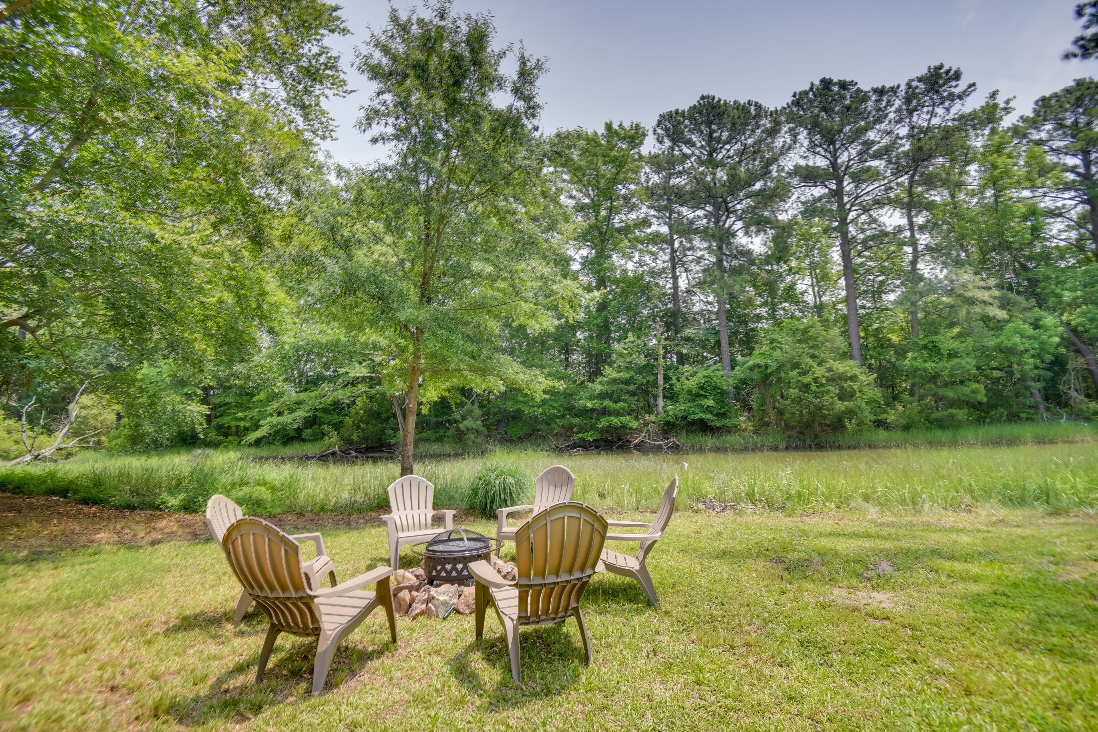 Fire Pit | On-Site Cove | Central A/C