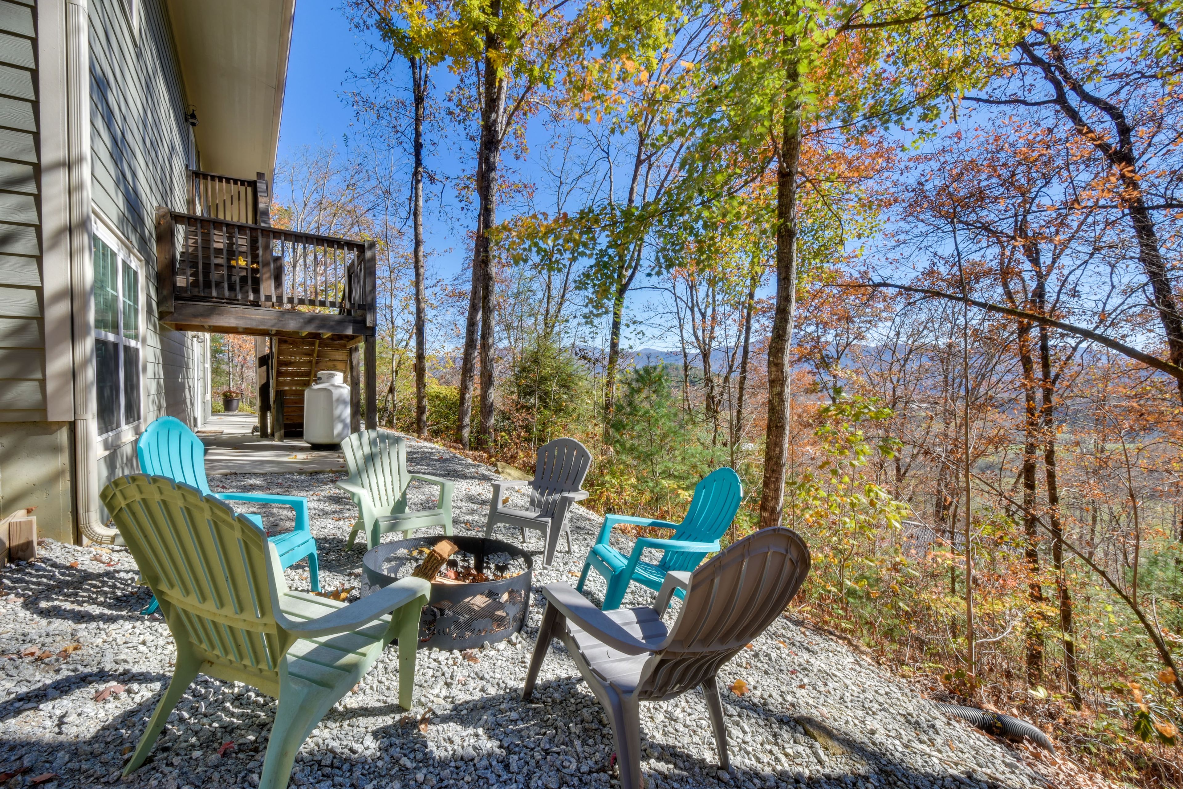Exterior | Wood-Burning Fire Pit