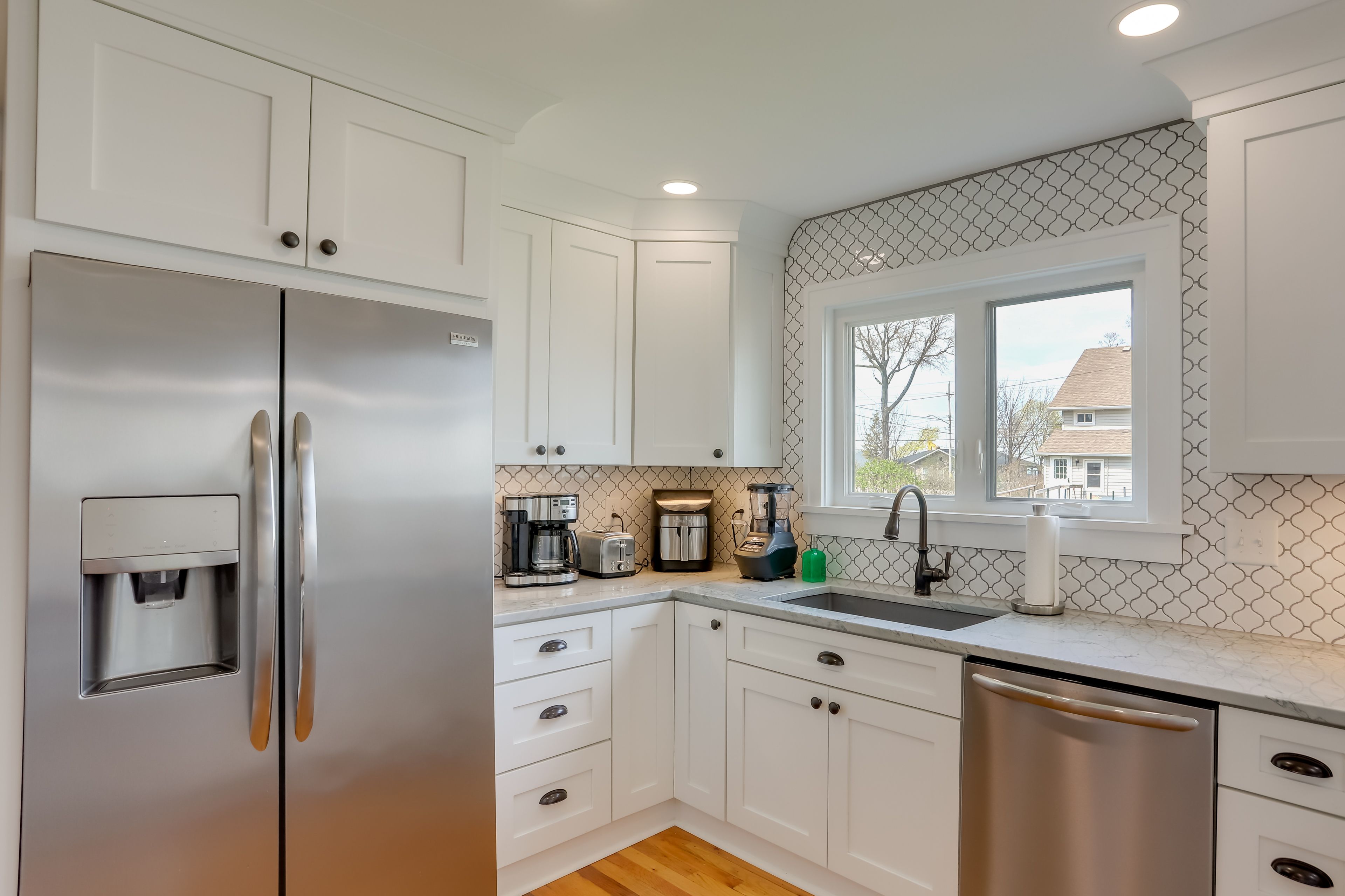 Kitchen | Coffee Maker | Blender | Toaster