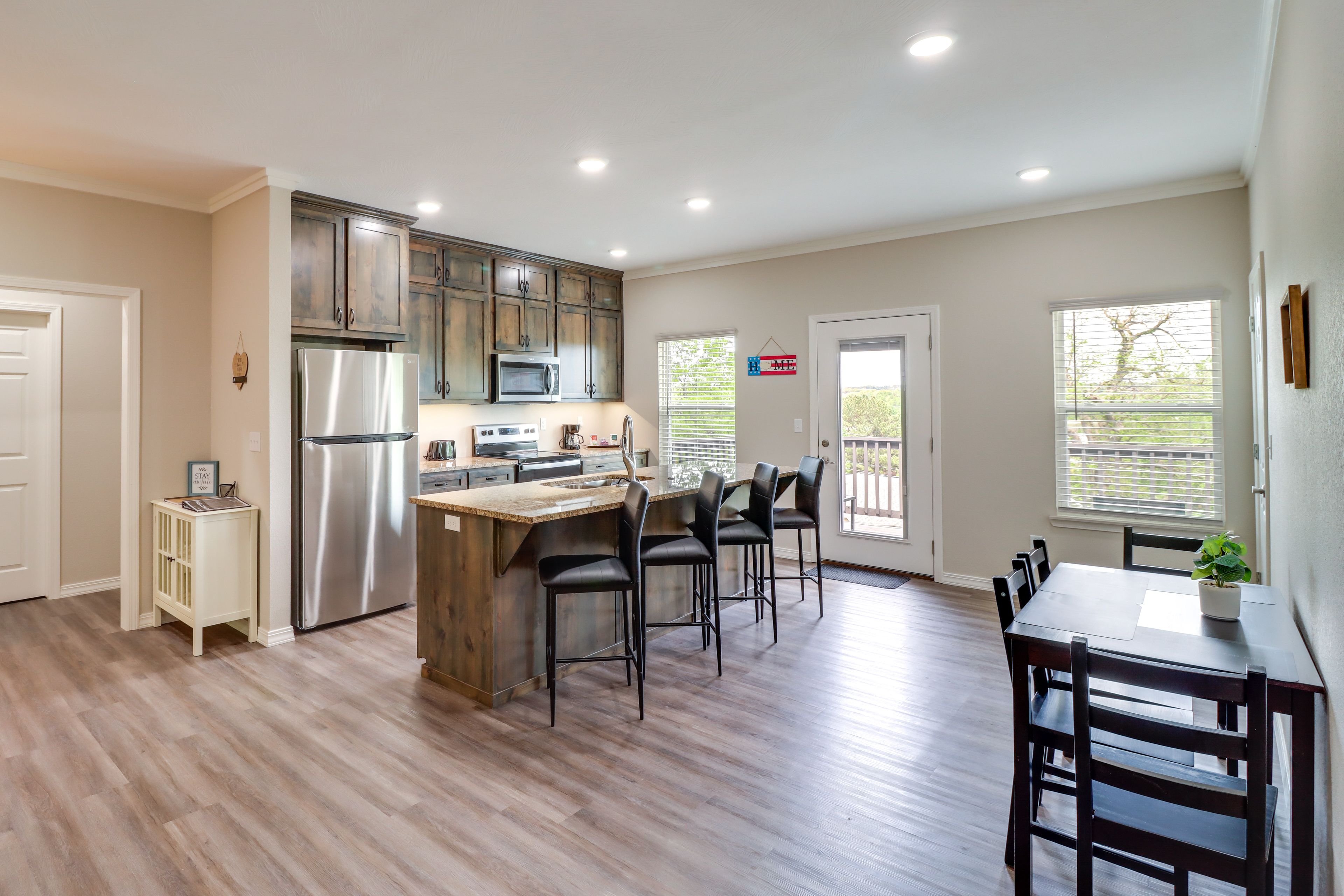 Dining & Kitchen | Dishware Provided