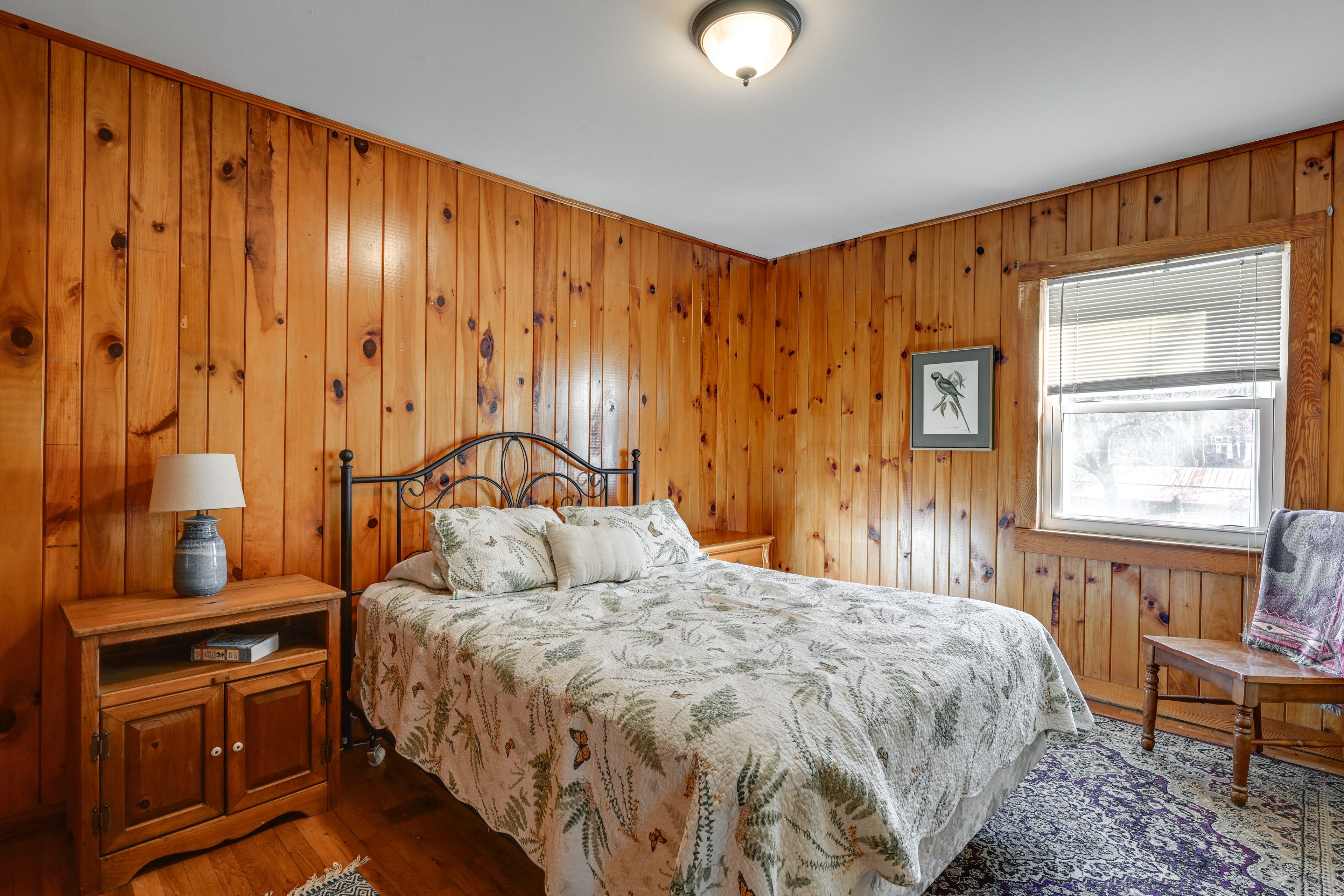 Bedroom 3 | Queen Bed
