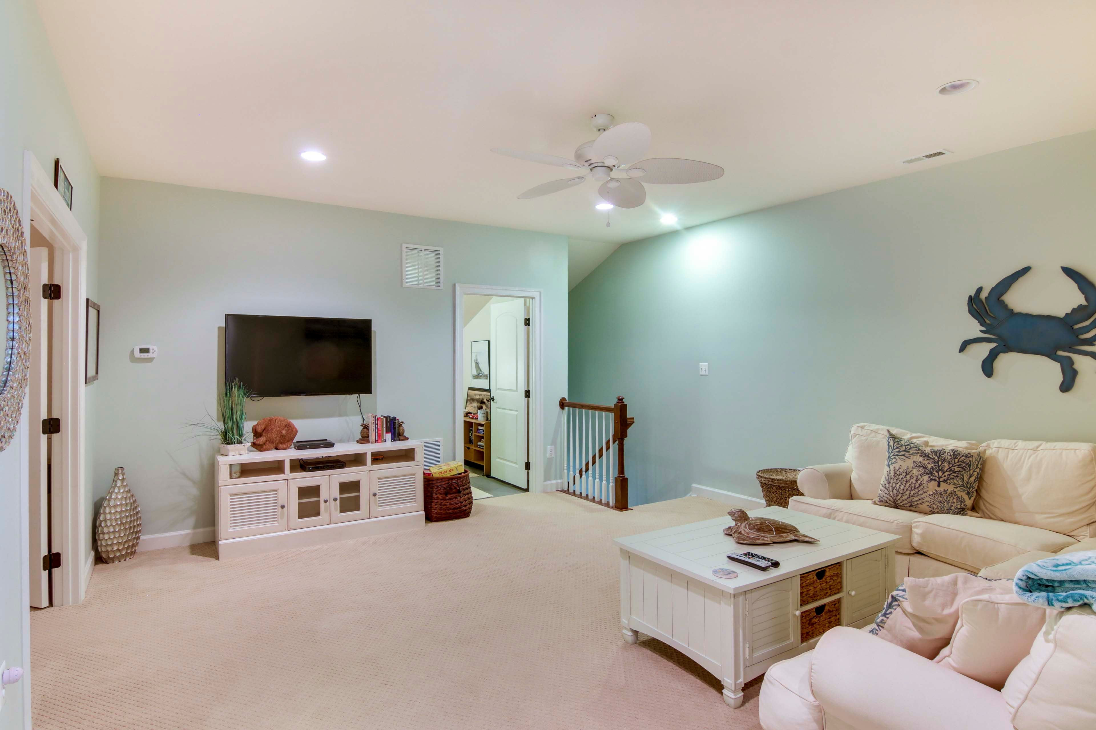 Family Room | 2nd Floor
