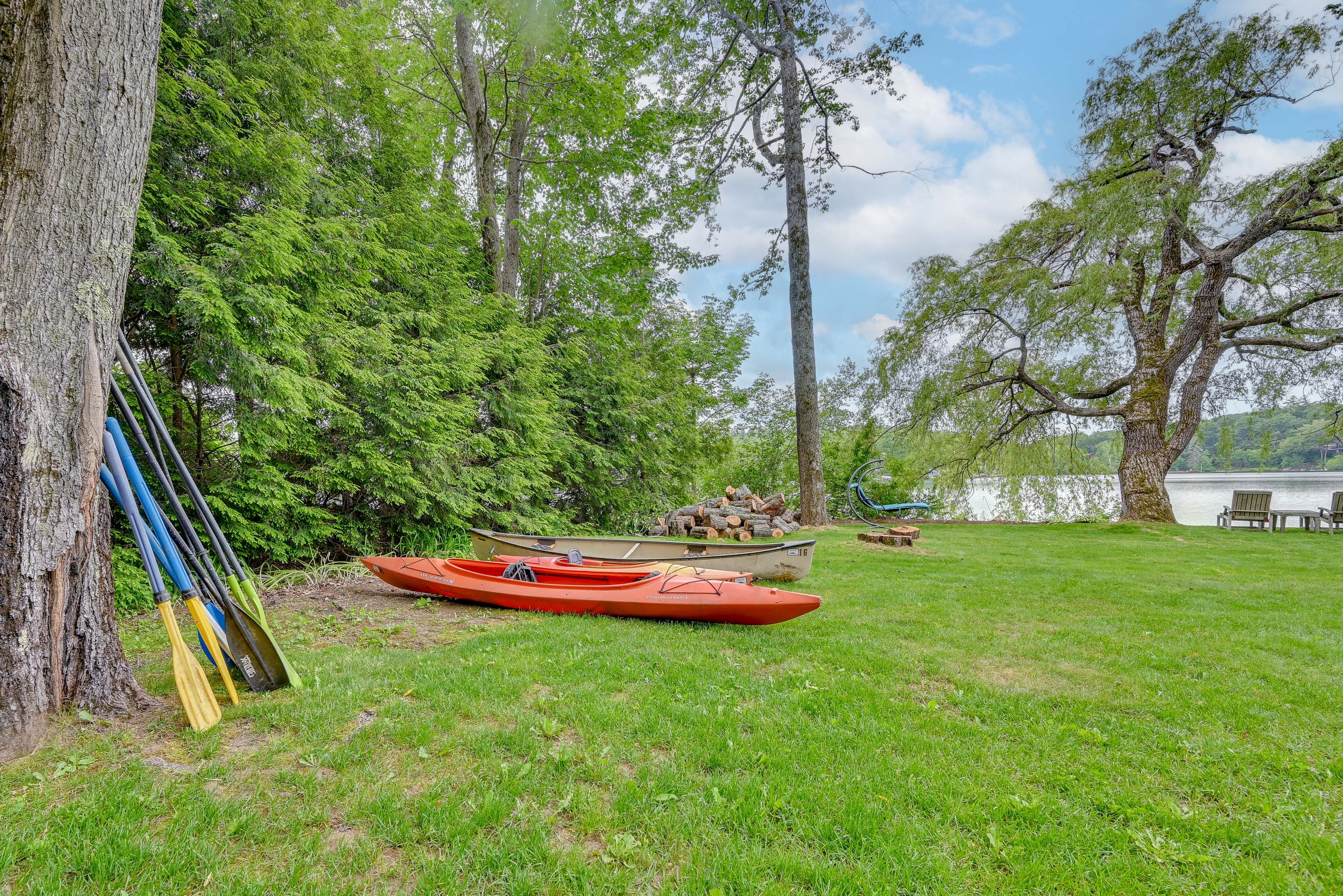 Kayaks | Canoe | Paddleboard