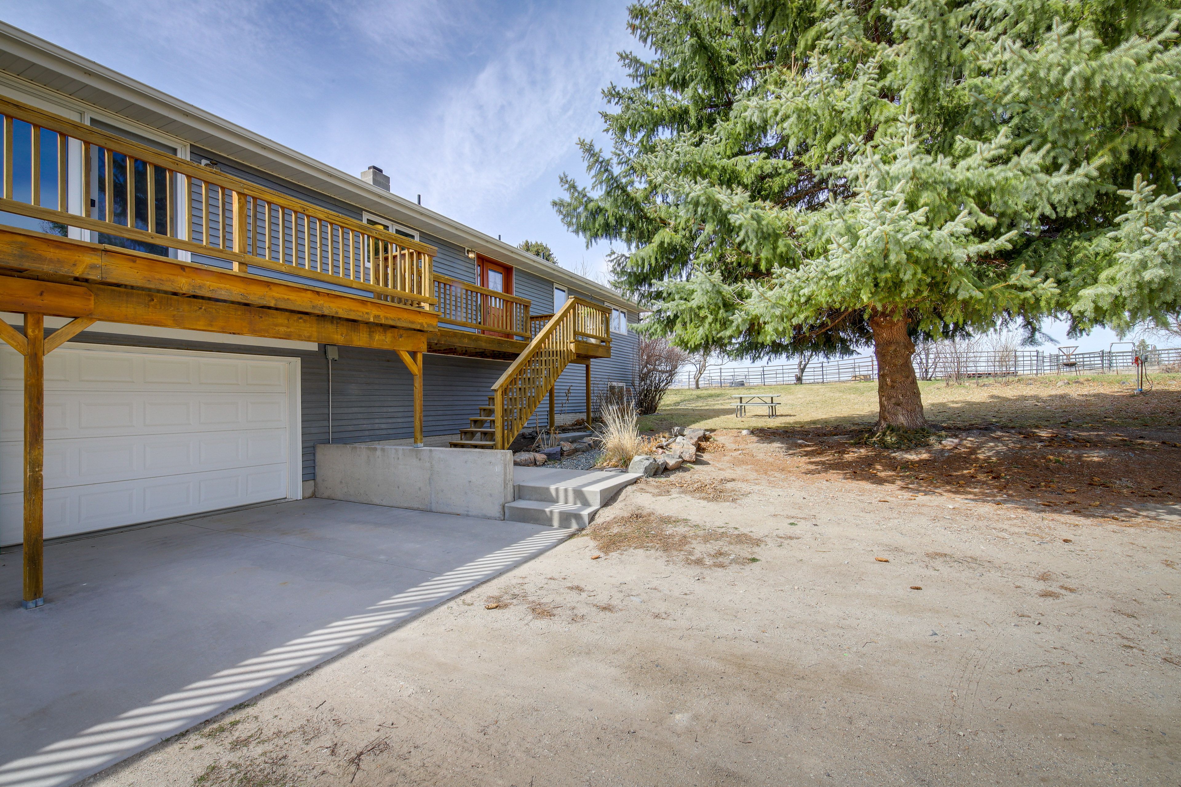 Exterior | Large Yard