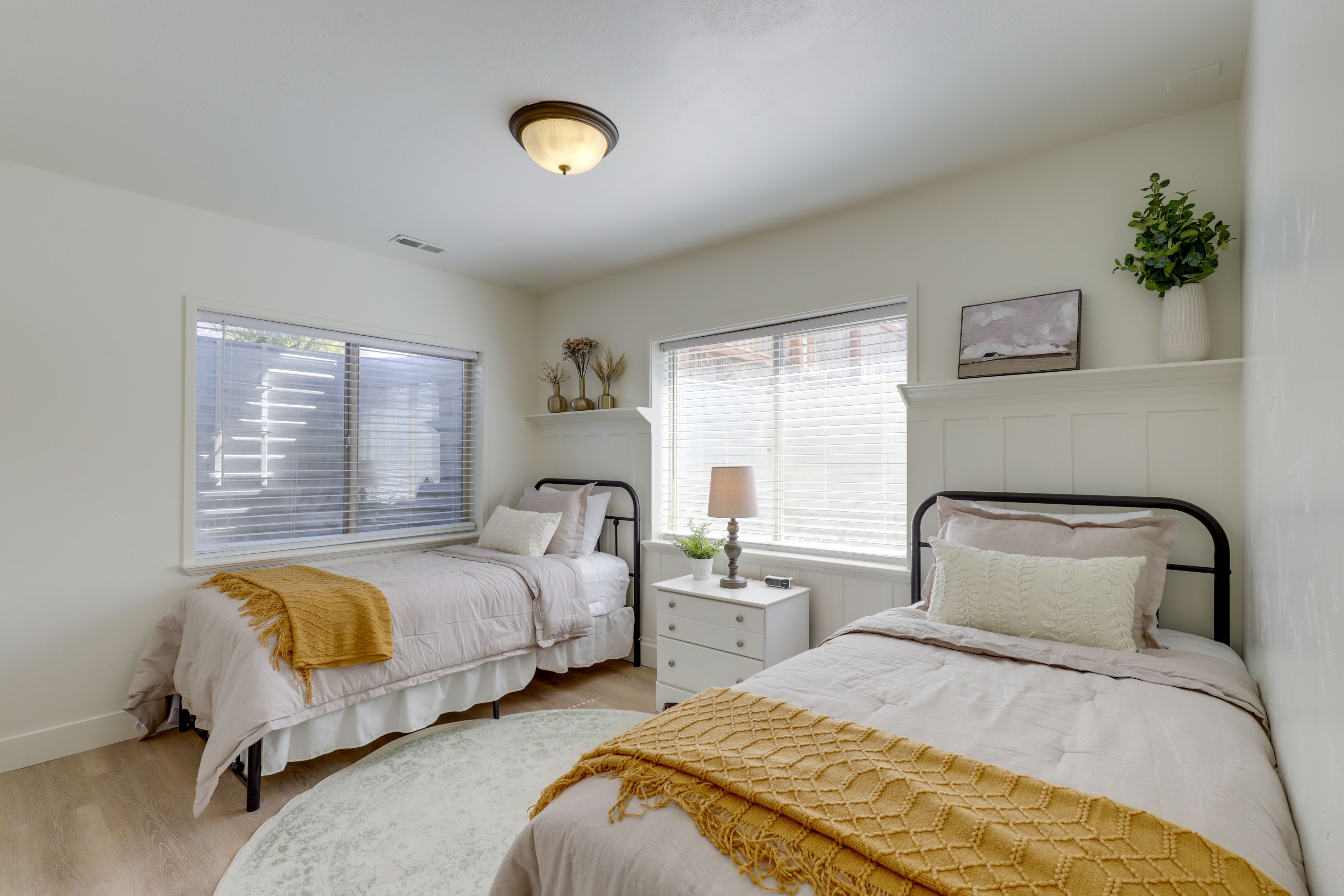 Bedroom 3 | 2 Twin Beds
