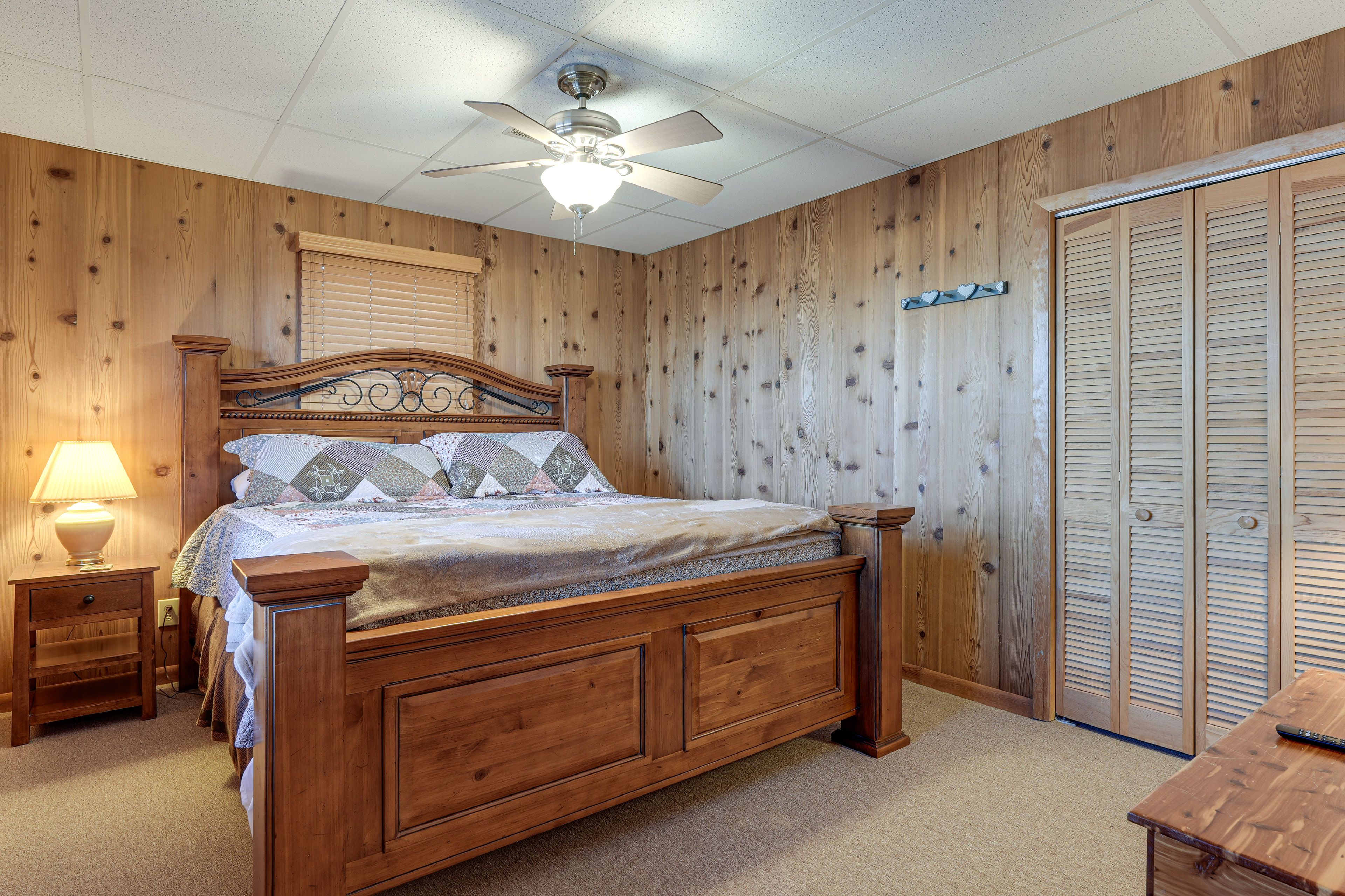 Bedroom 2 | King Bed | Lower Level