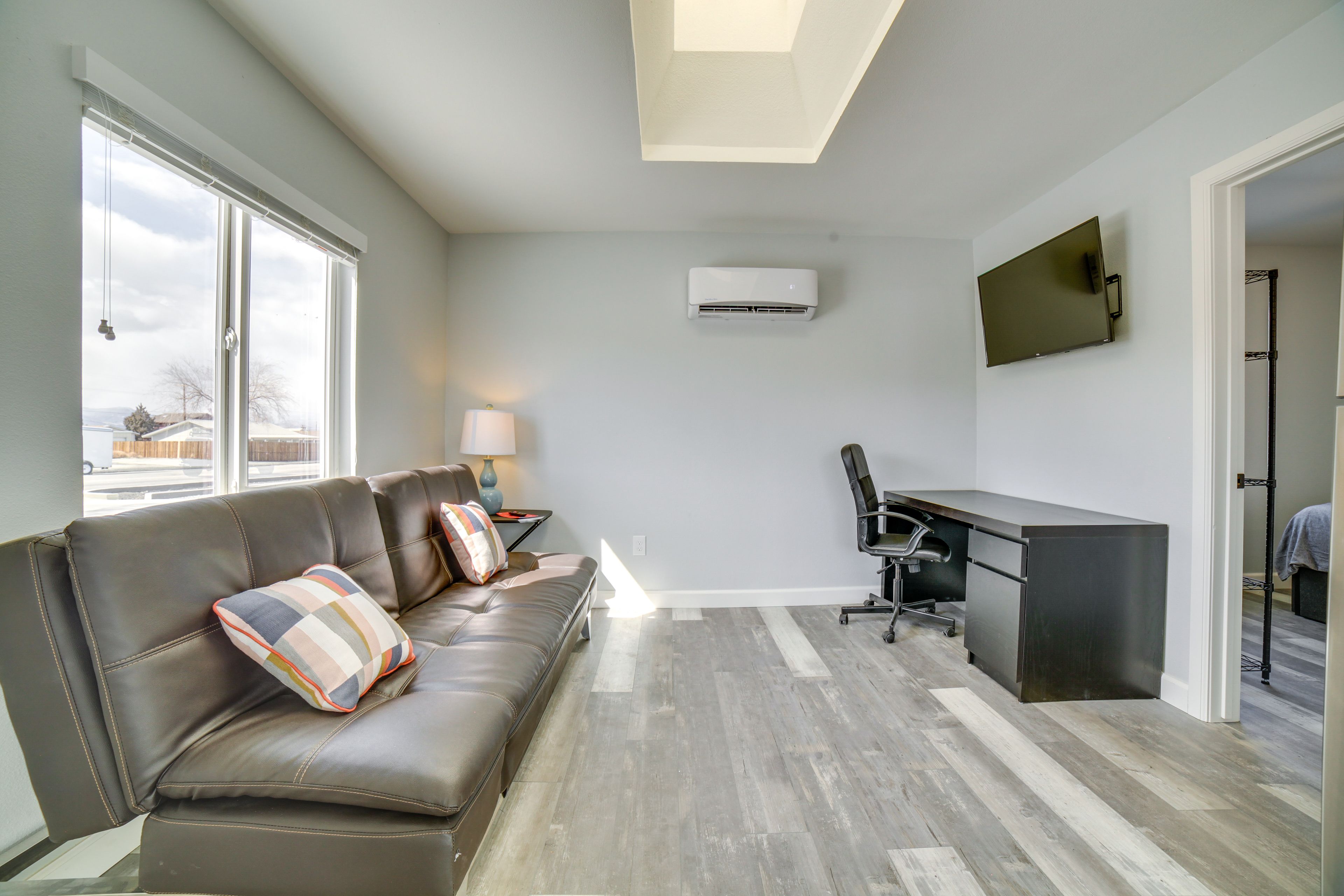 Living Room | Futon
