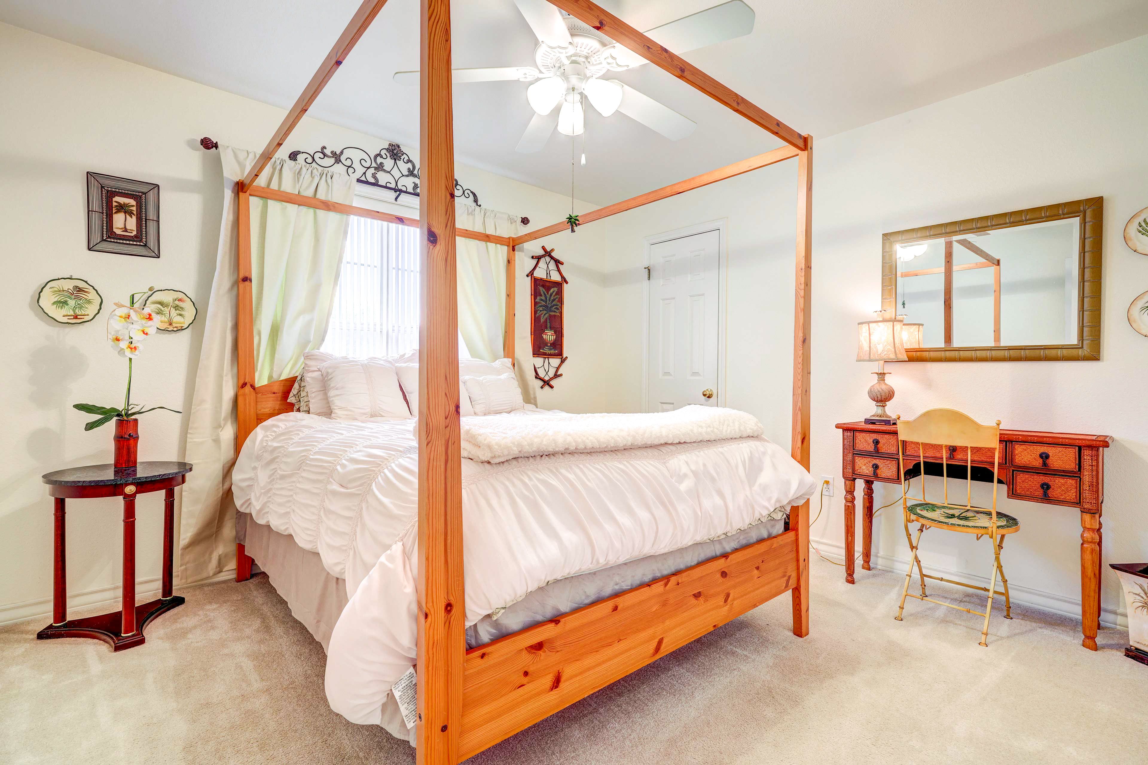 Bedroom 2 | Queen Bed