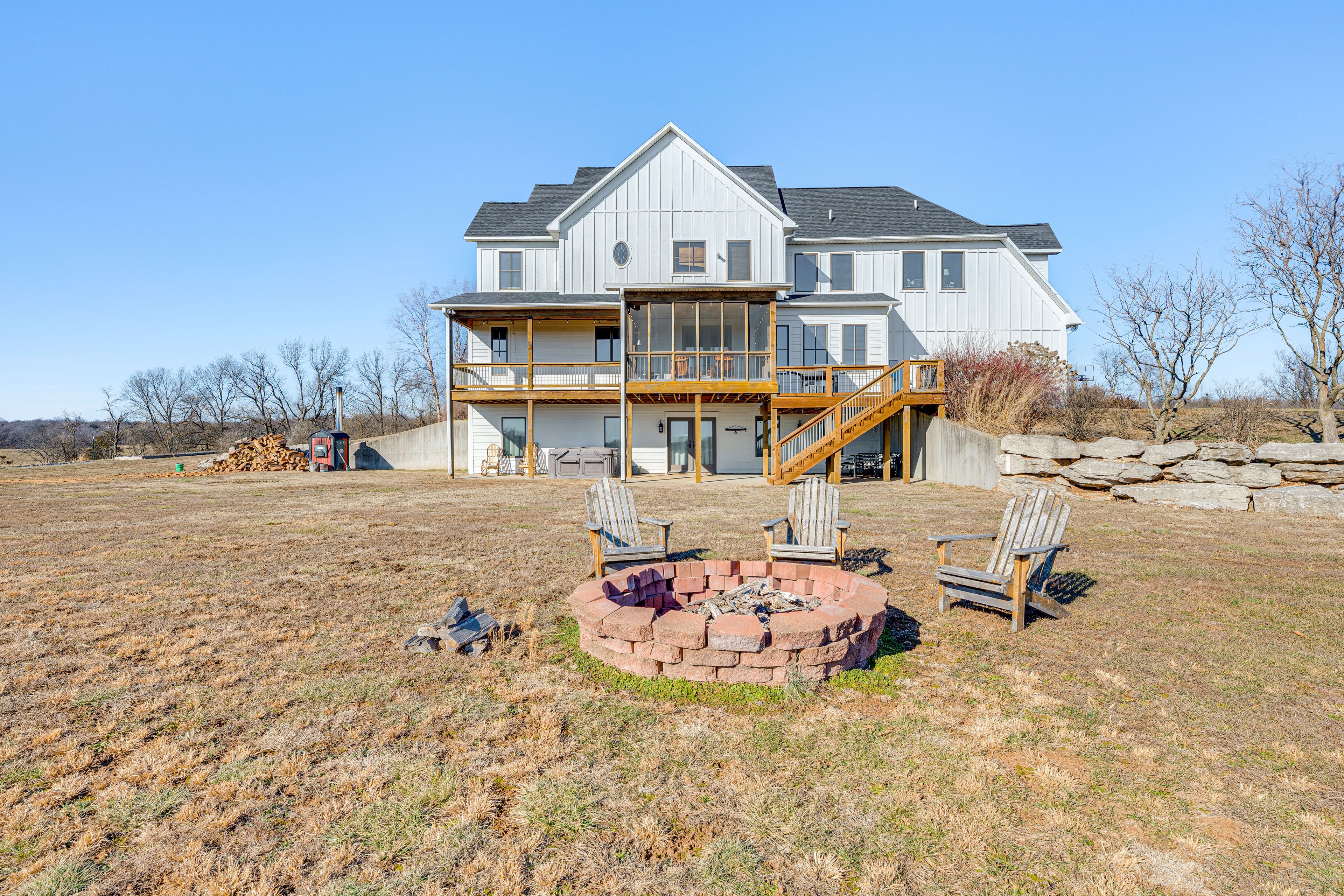 Backyard | Fire Pit