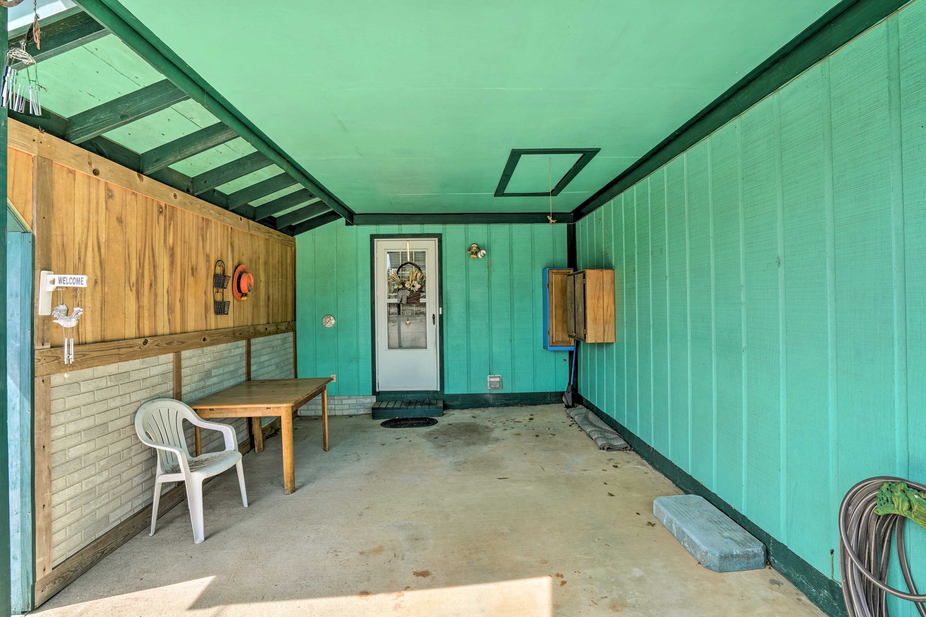 Covered Patio | Keyless Entry