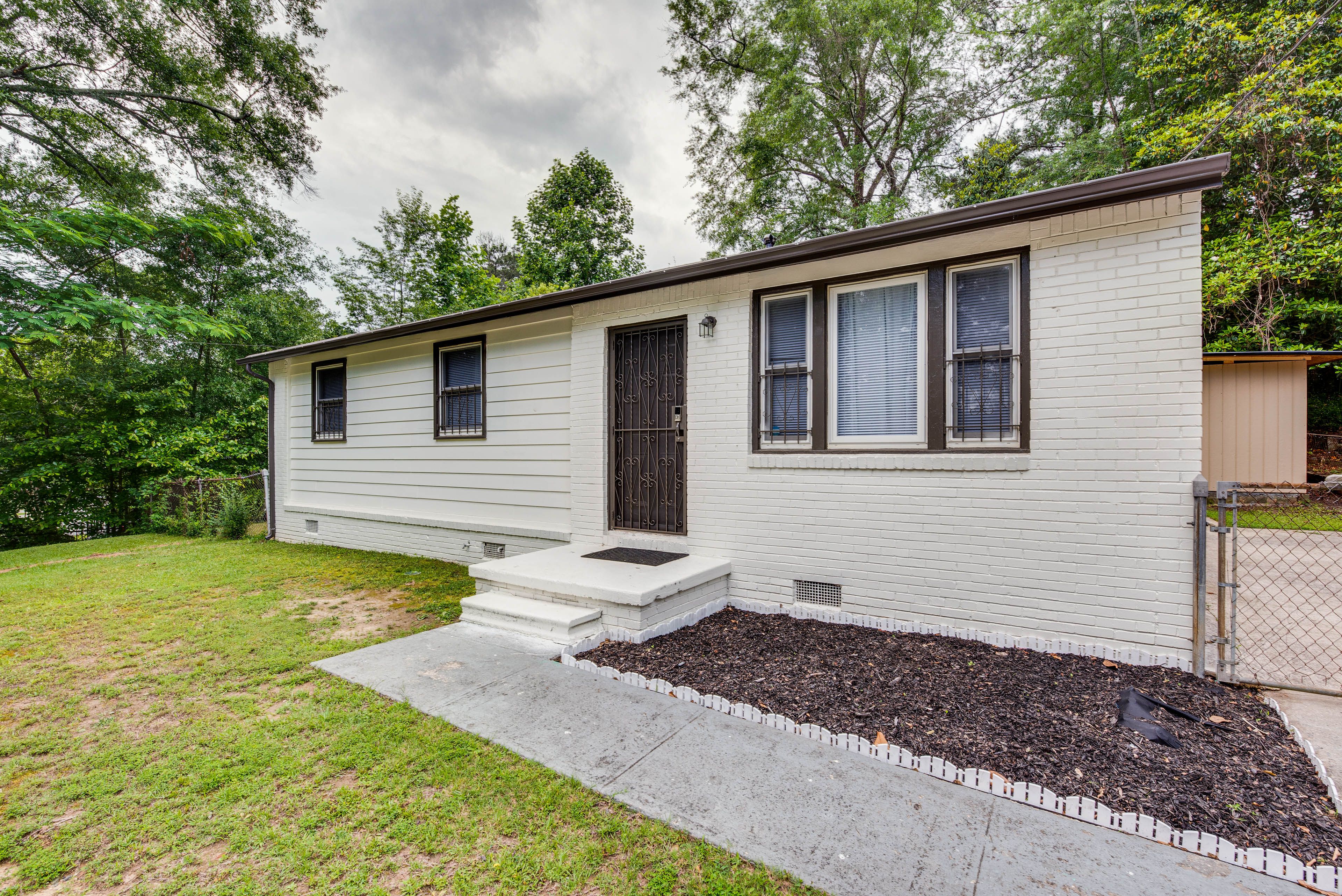House Exterior | Keyless Entry