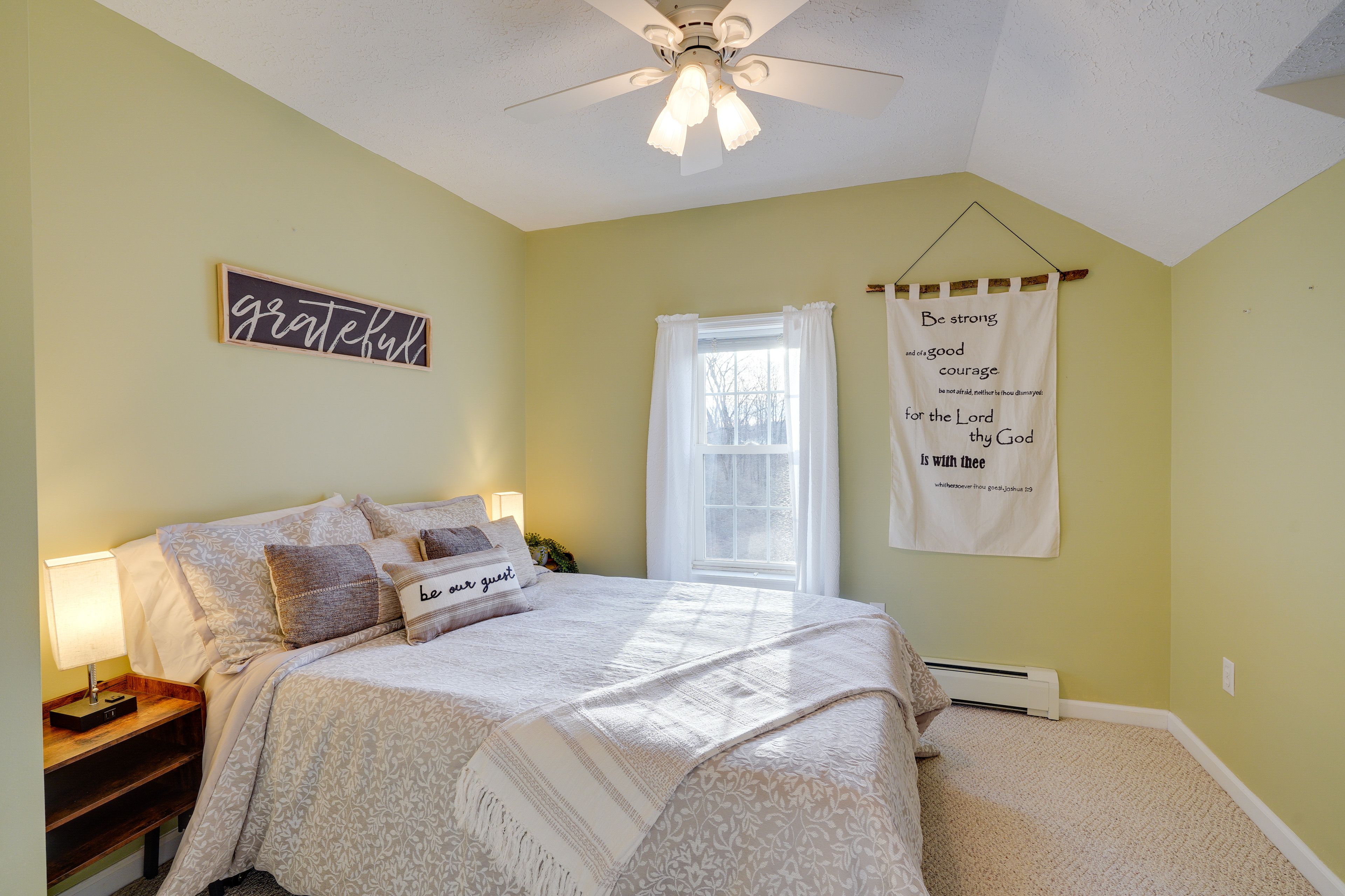 Bedroom 3 | Full Bed | Ceiling Fans