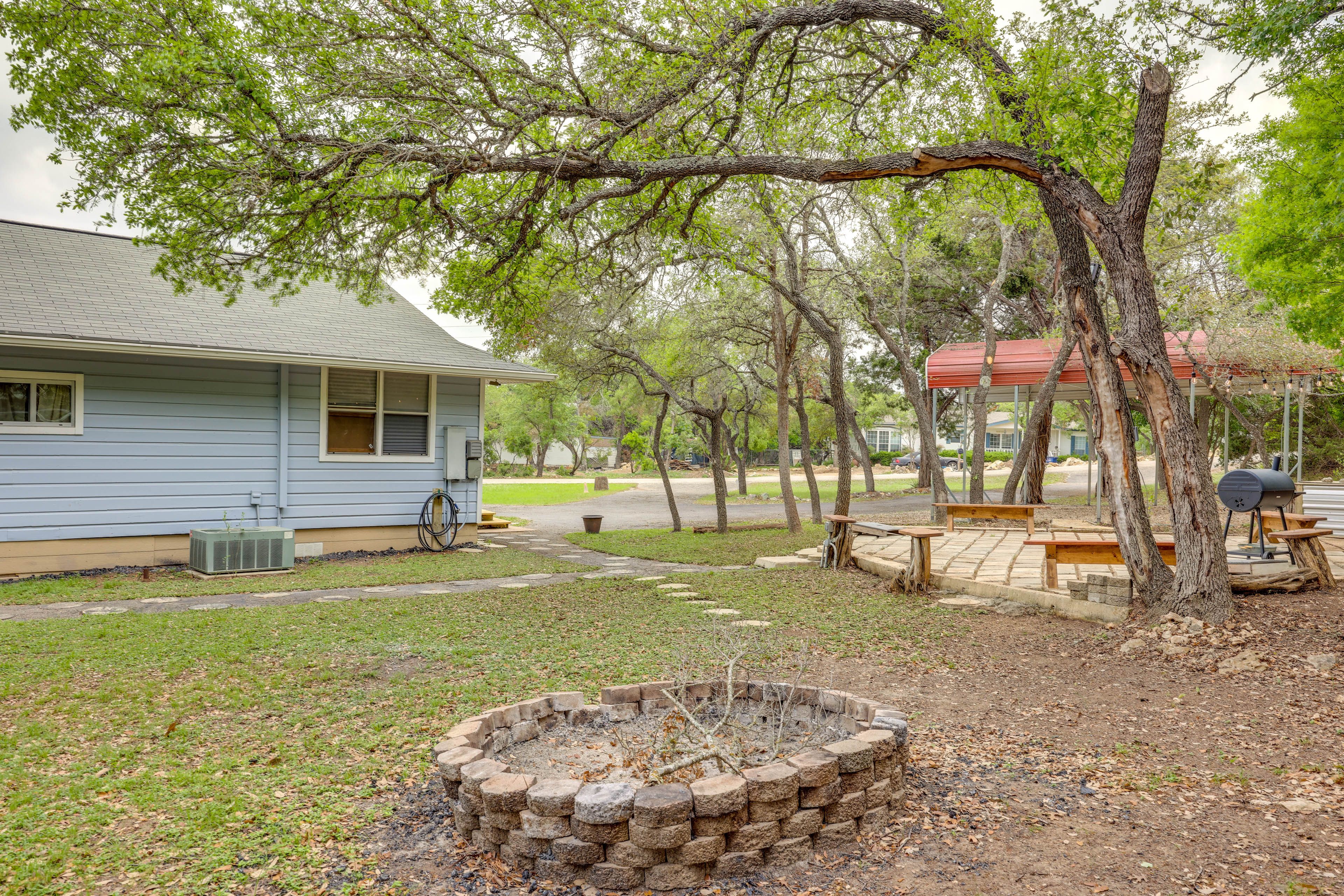 Yard | Fire Pit | Charcoal Grill | Marshmallow Toasting Utensils