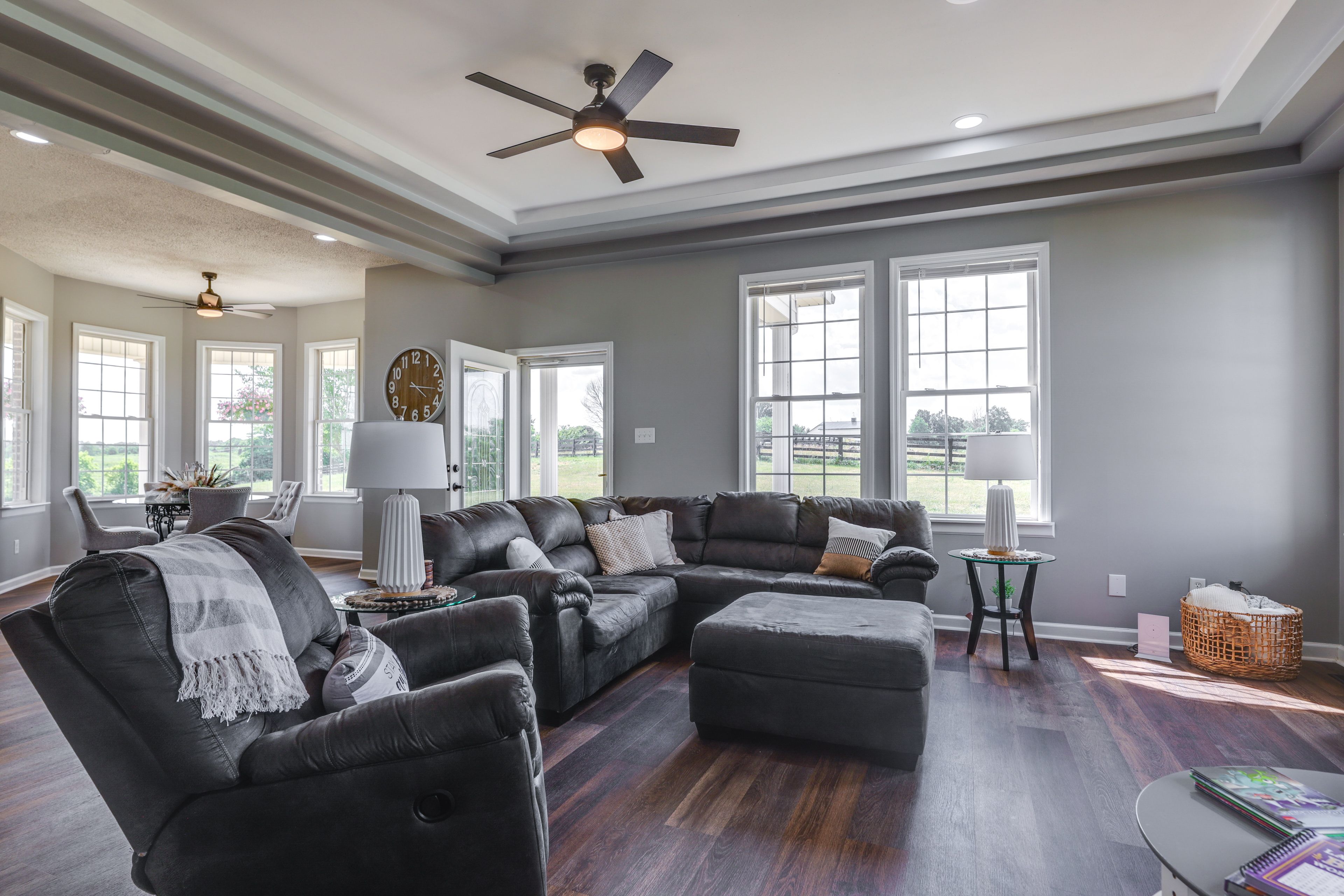 Living Room | Free WiFi | 1st Floor