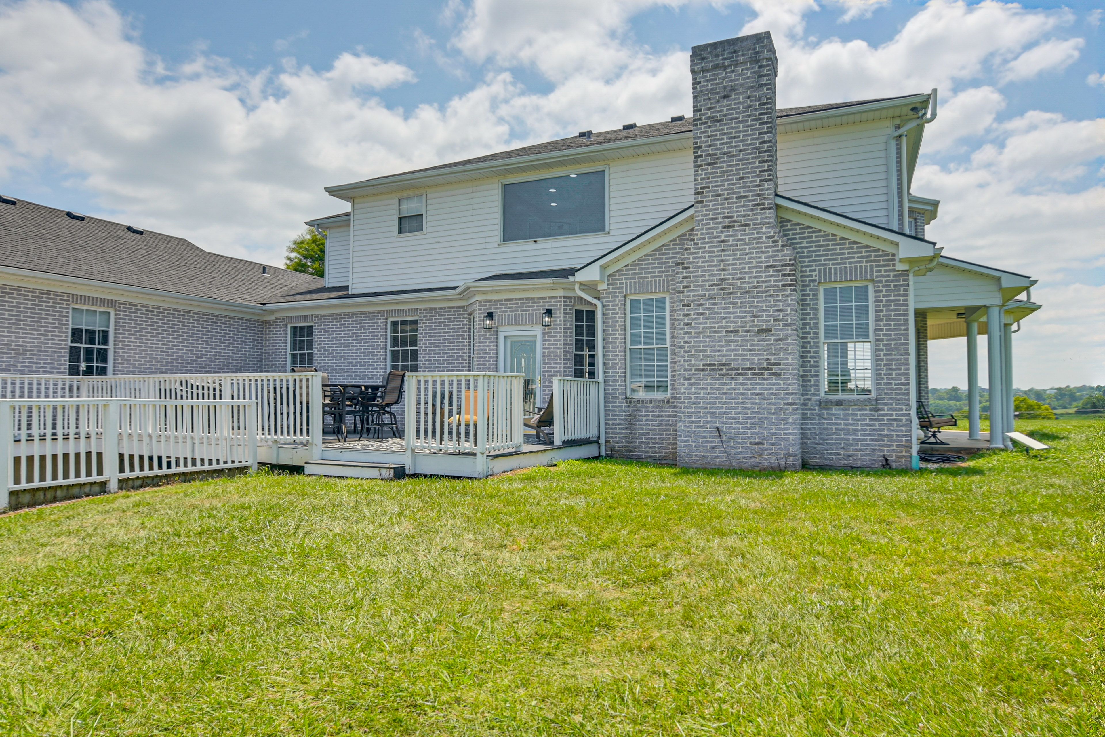 Private Deck | Outdoor Dining