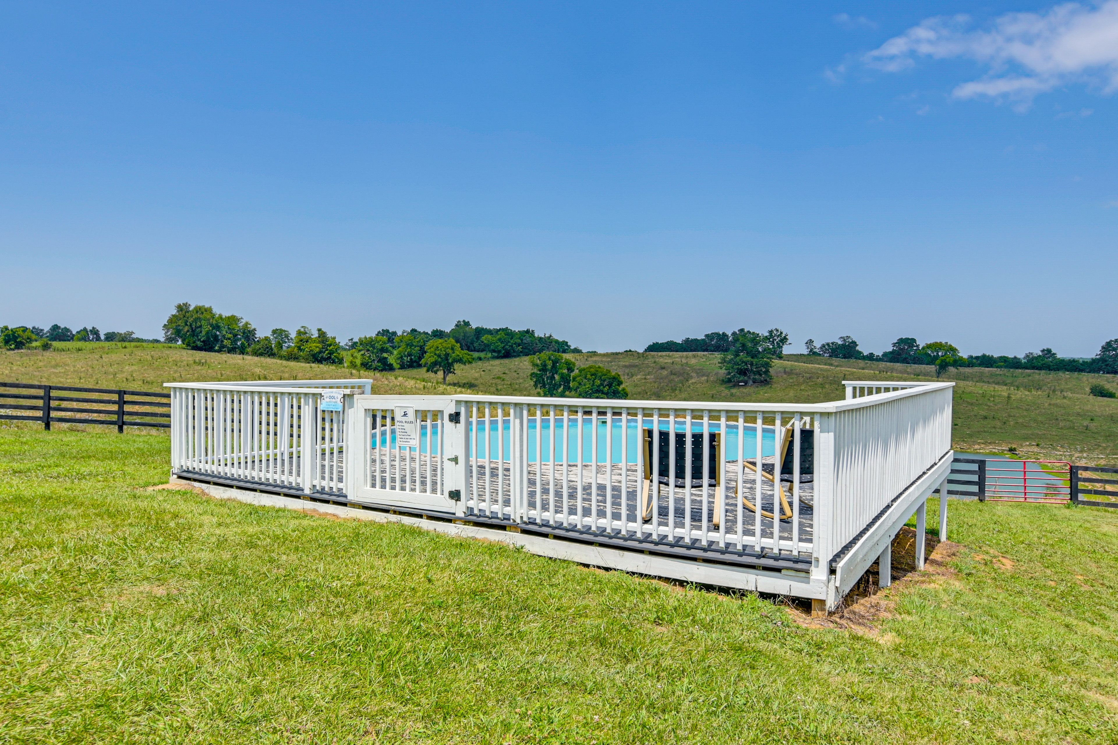 Exterior | Private Pool