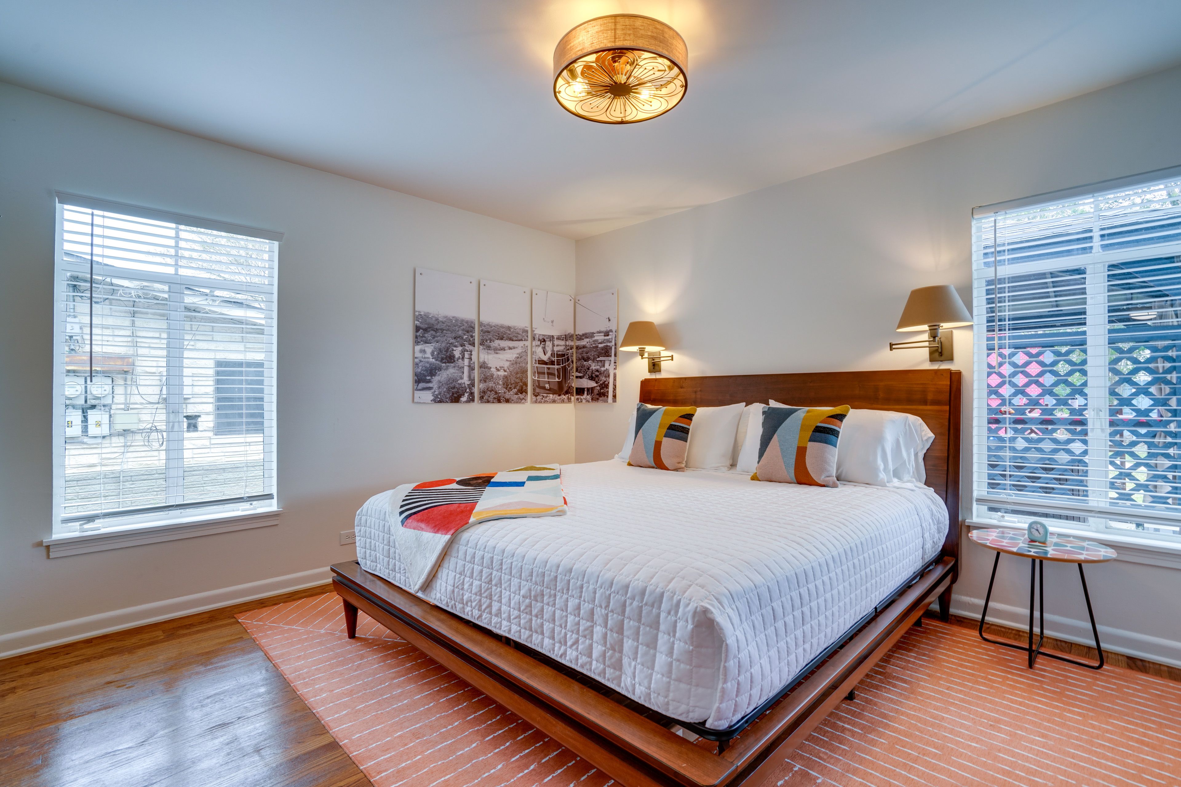 Bedroom 1 | King Bed | Linens & Towels Provided