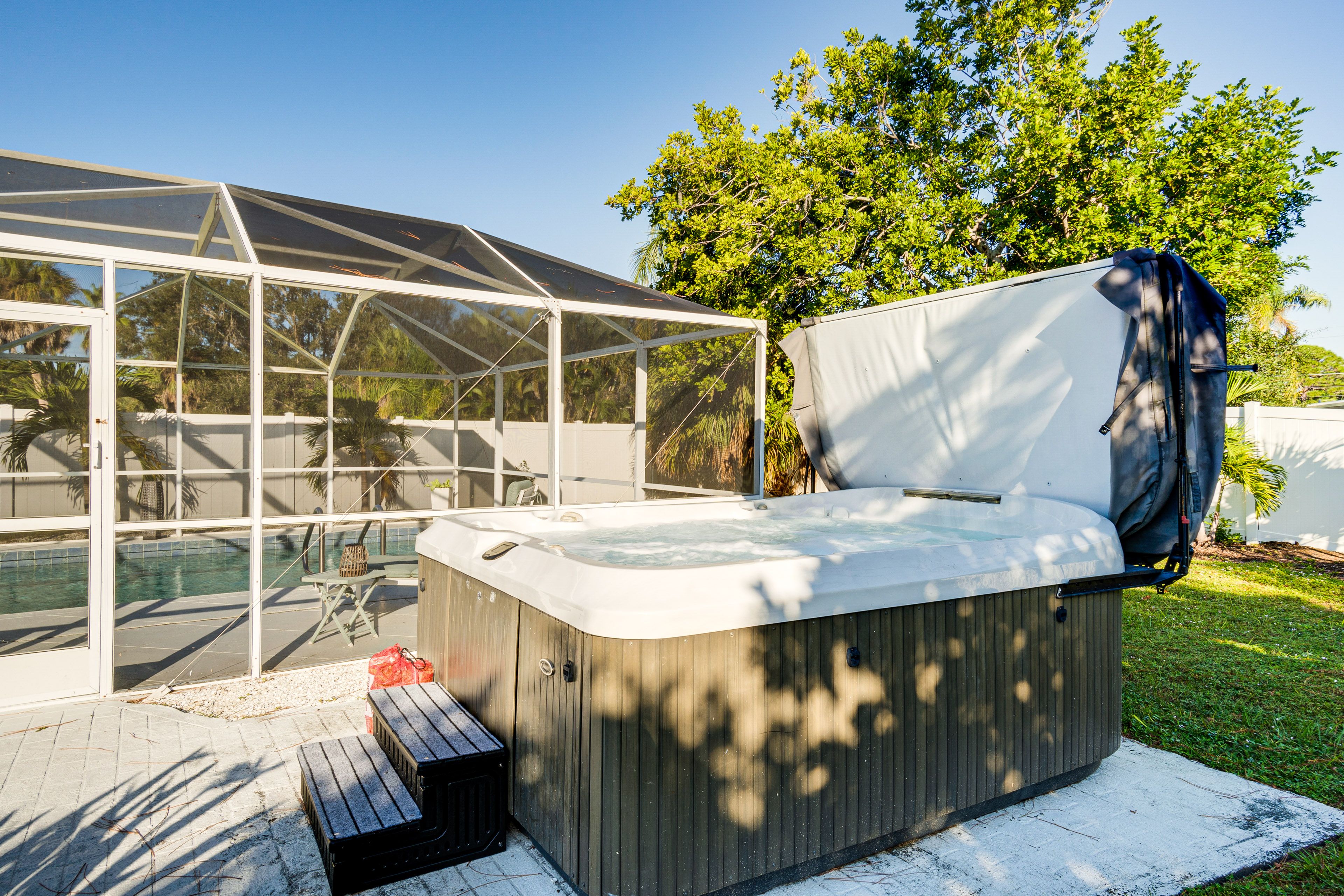 Exterior | Hot Tub | Single-Story Home | Central Heating & A/C
