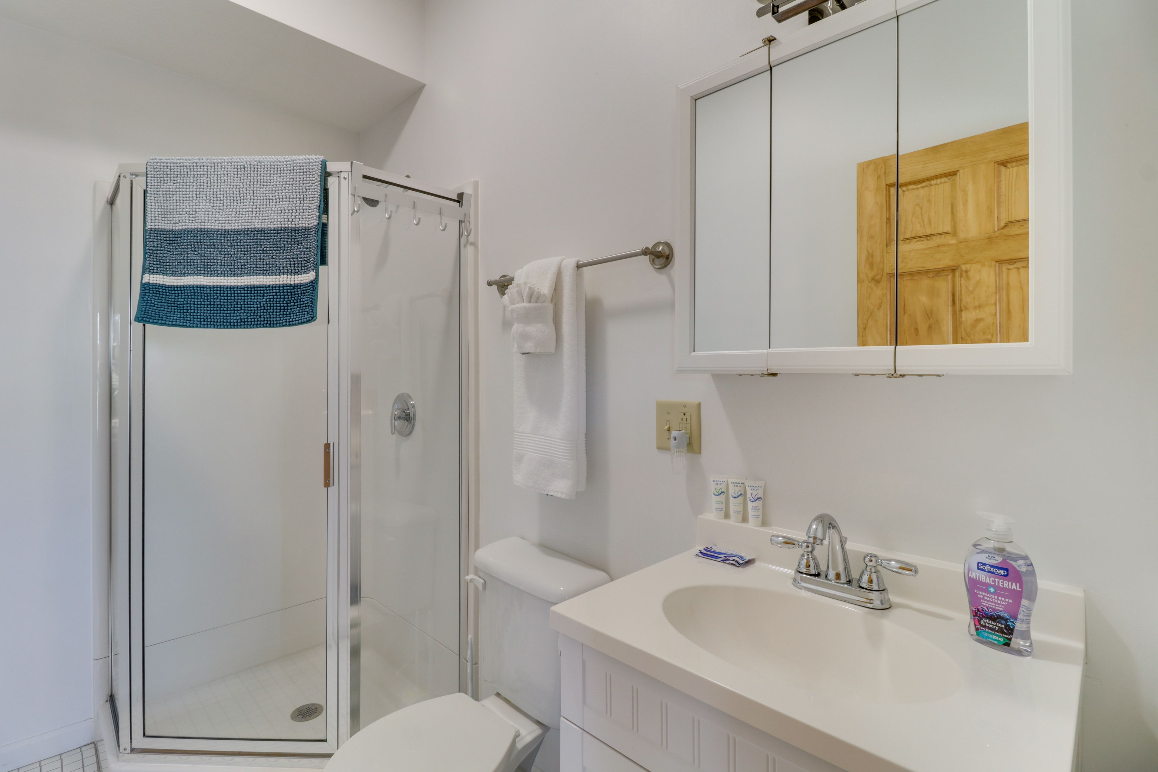 Bathroom | Towels Provided