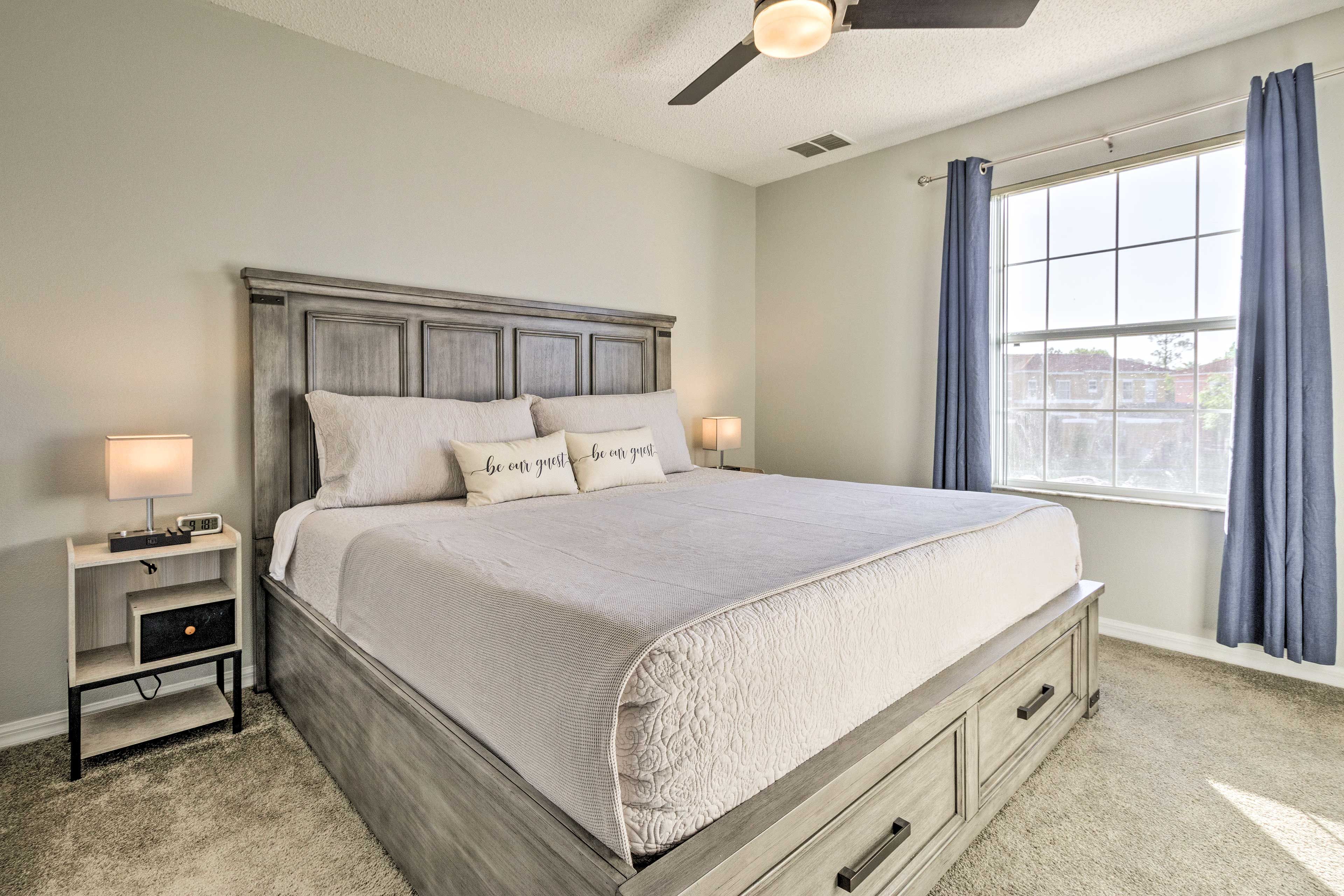 Bedroom 1 | Upper Level | King Bed | Linens Provided