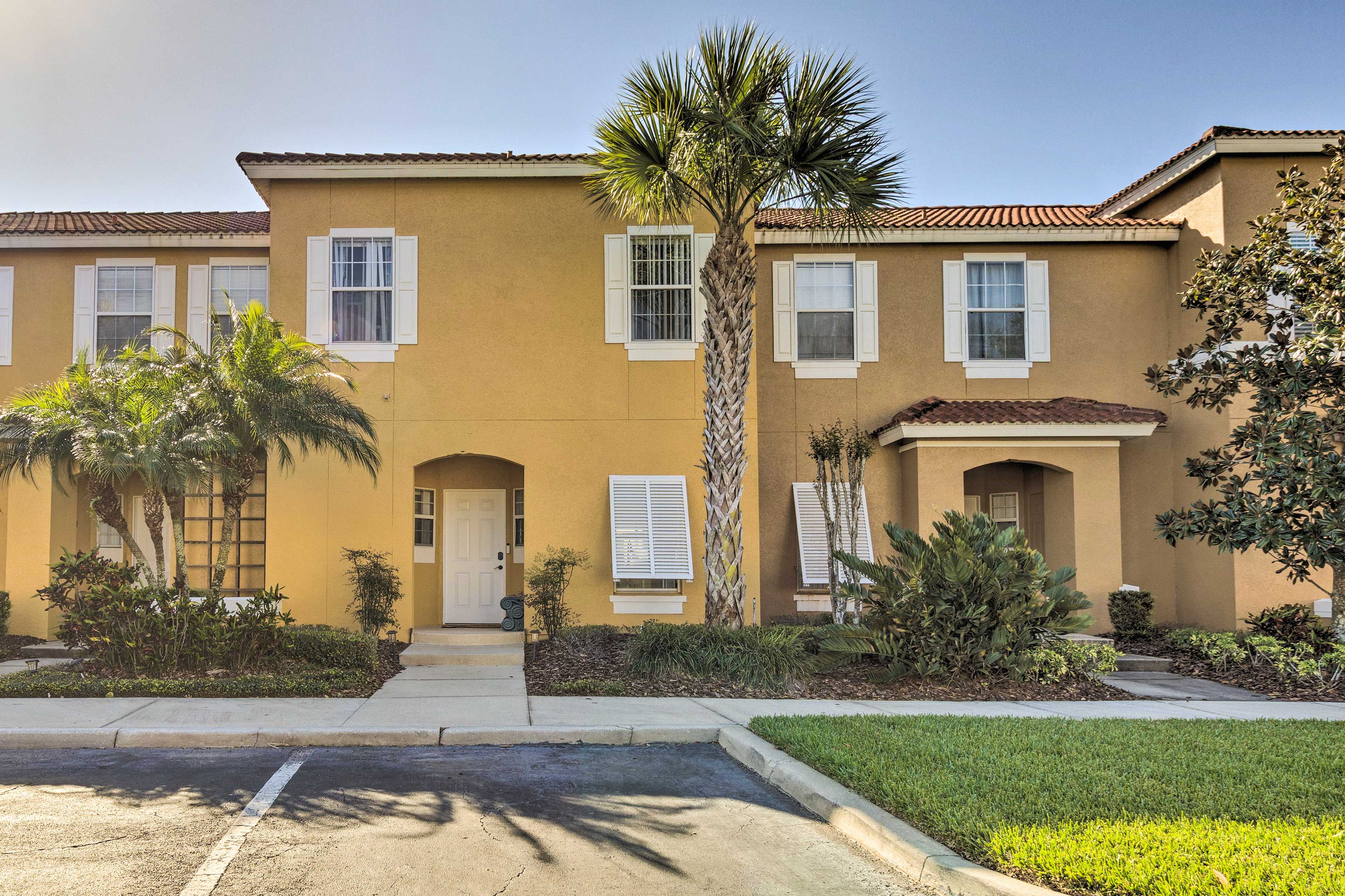 Townhome Exterior | 2 Stories