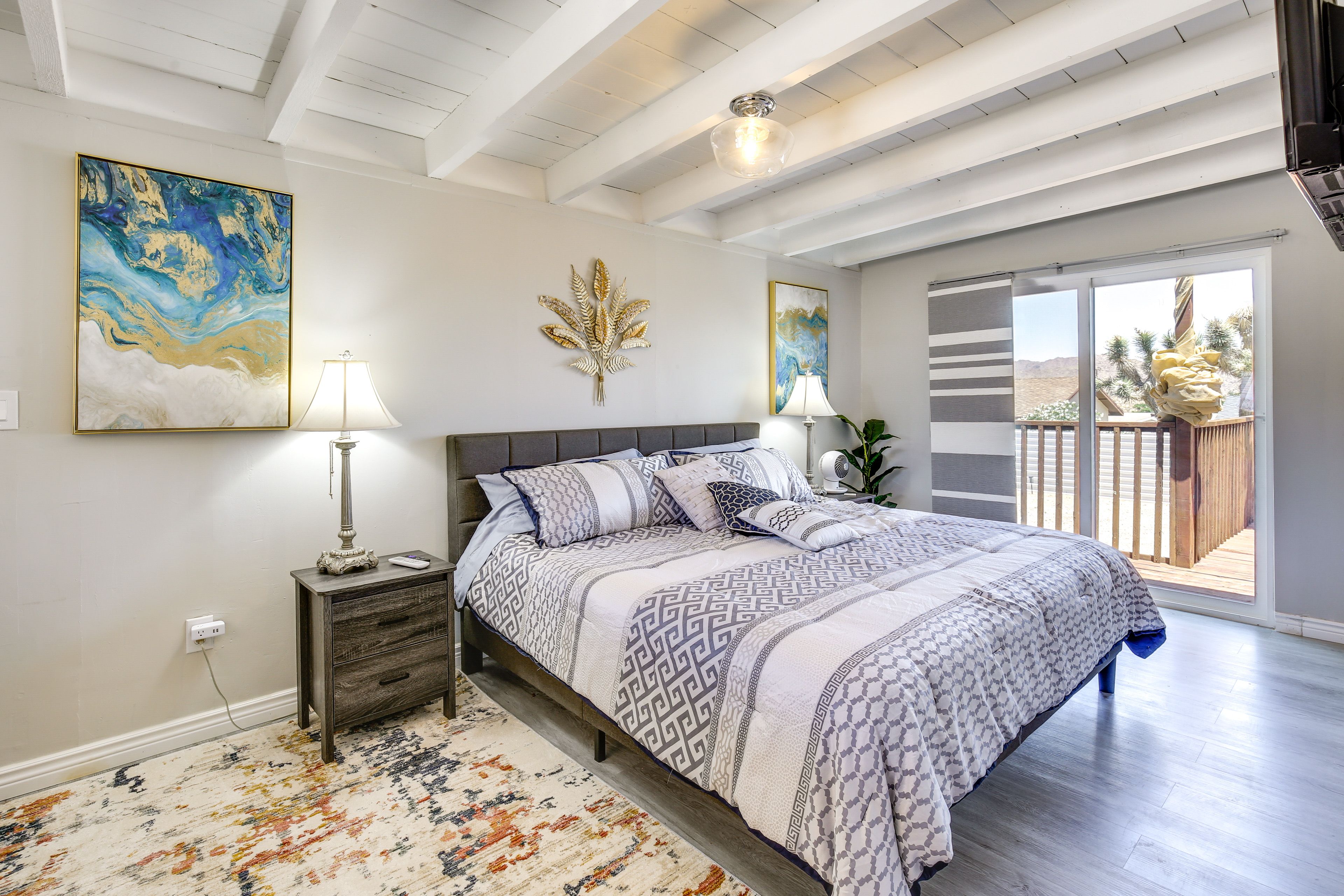 Bedroom 1 | King Bed | Linens Provided