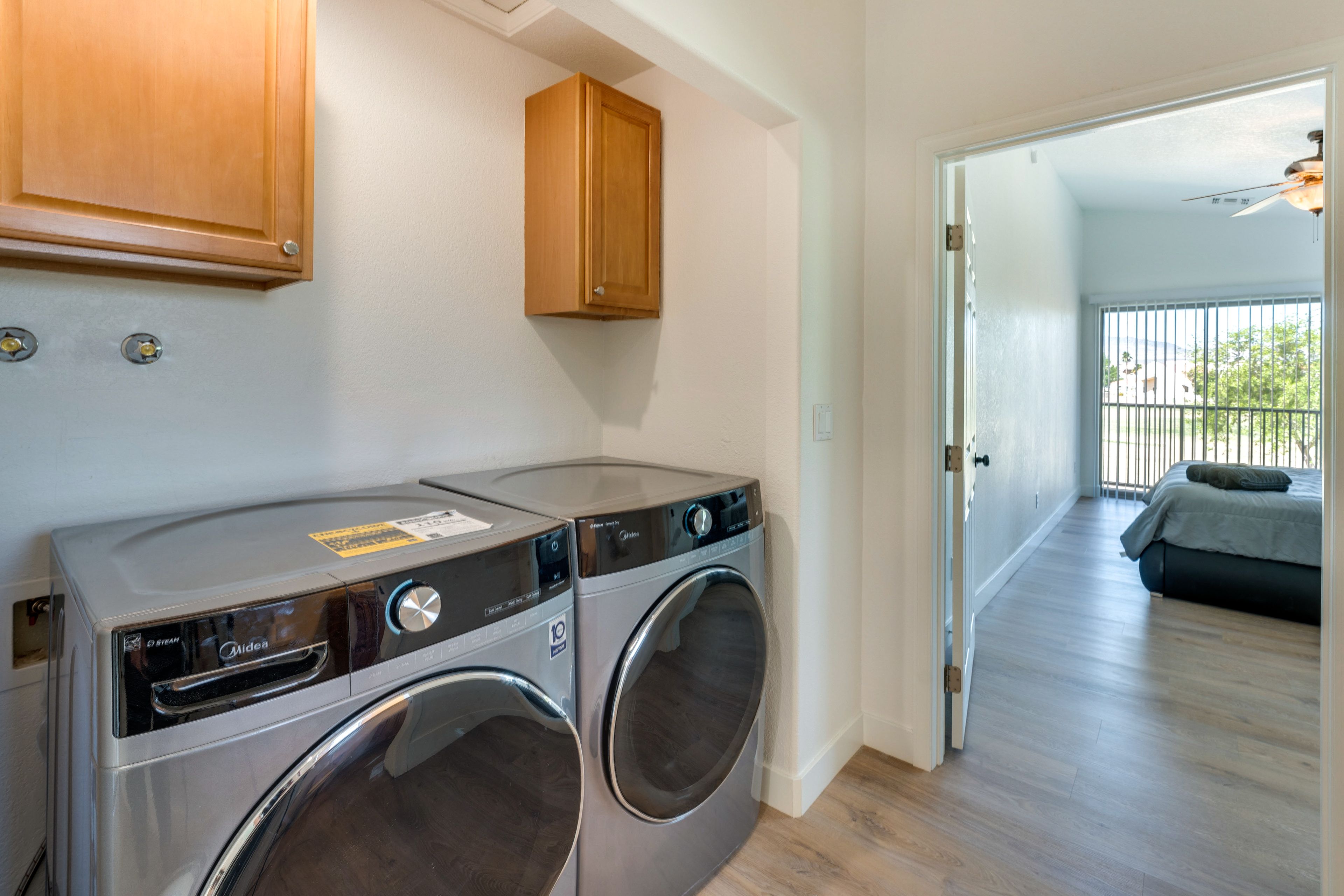 Washer & Dryer