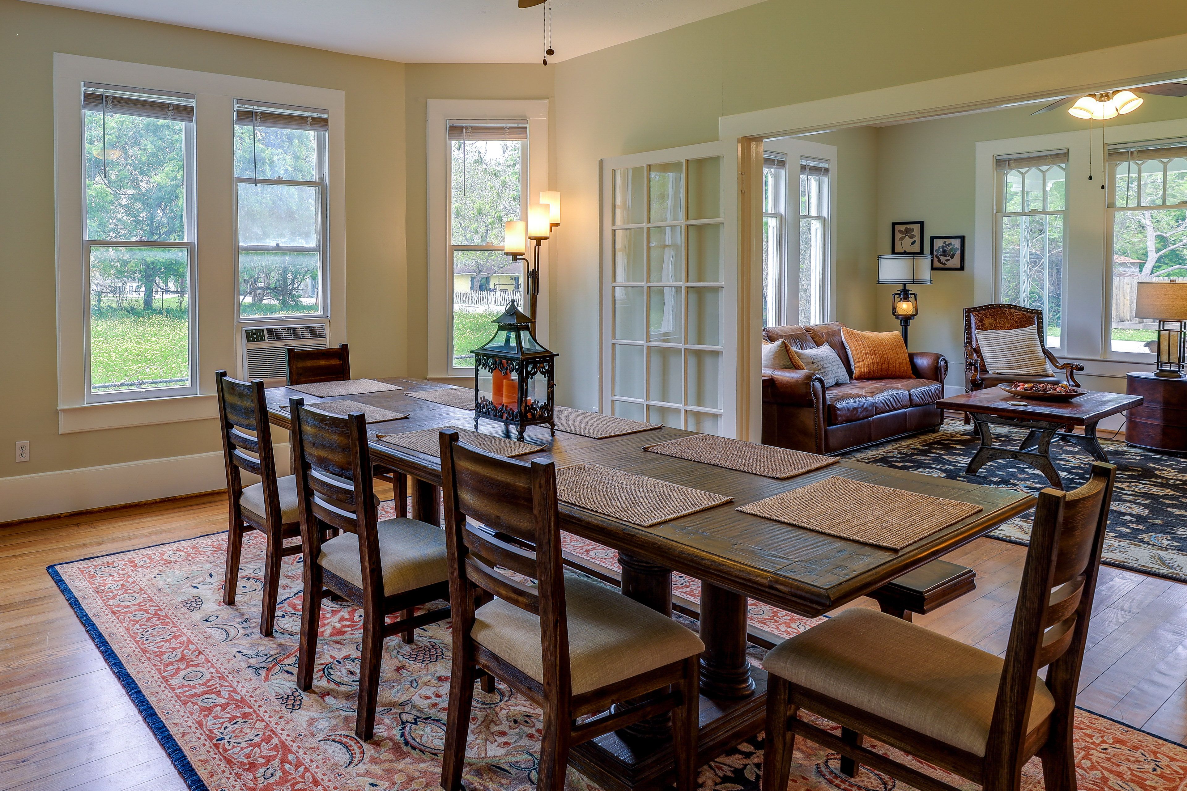 Dining Room | Dishware/Flatware Provided