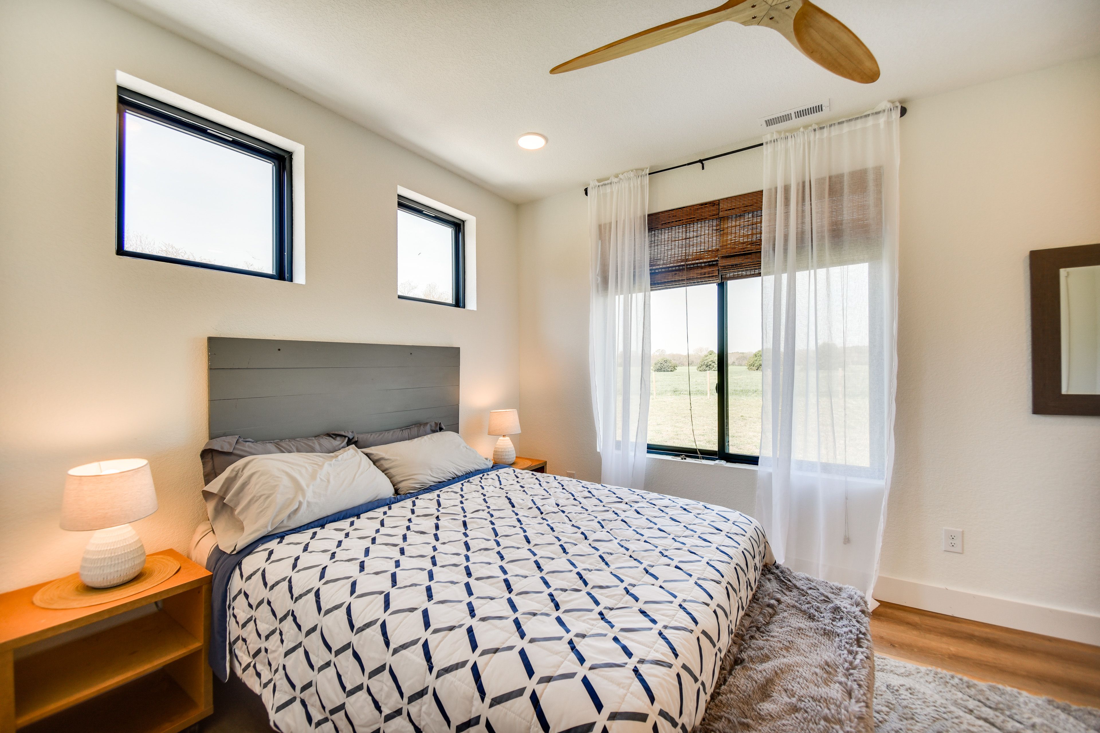 Bedroom 4 | Queen Bed | 1st Floor