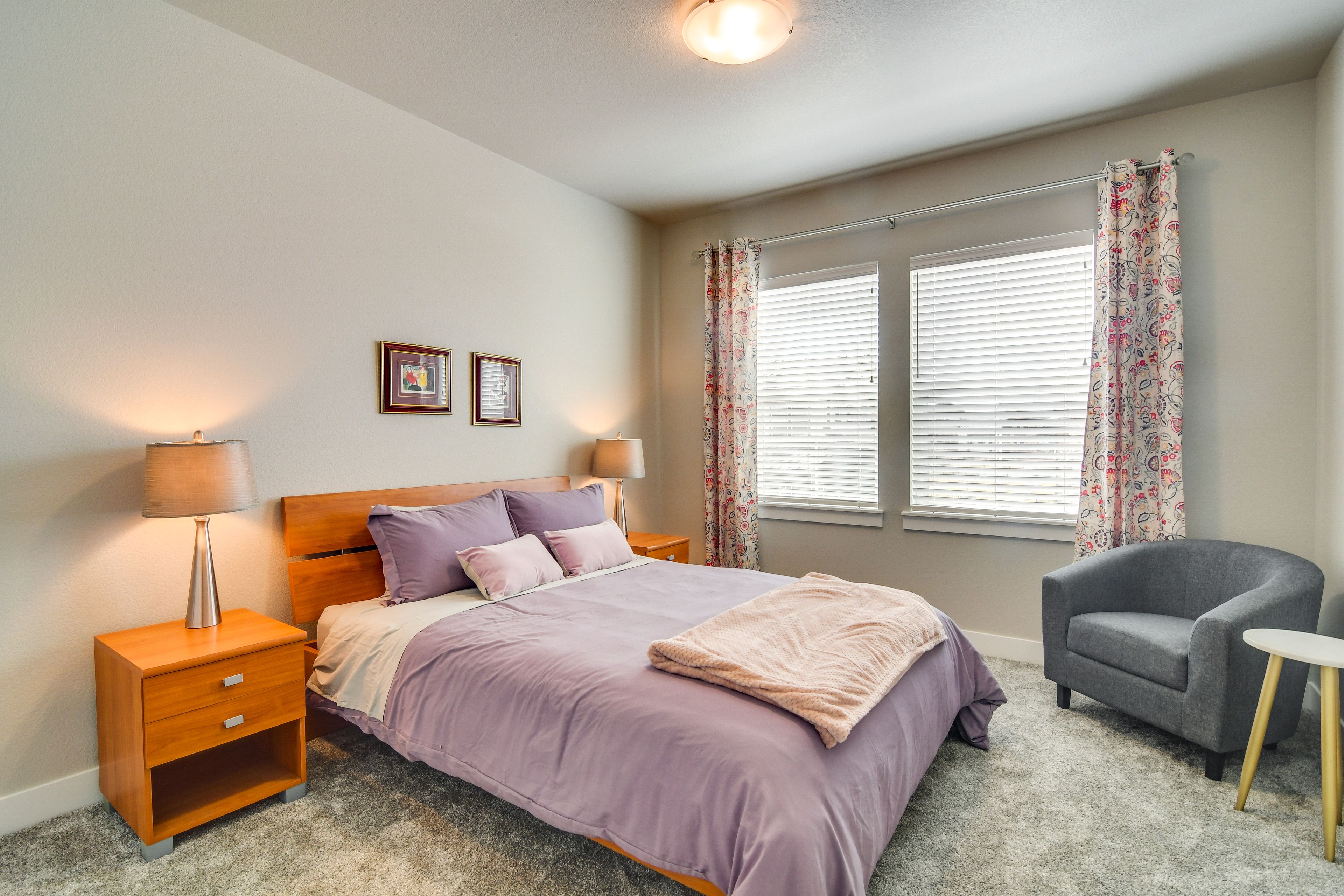 Bedroom 2 | Queen Bed