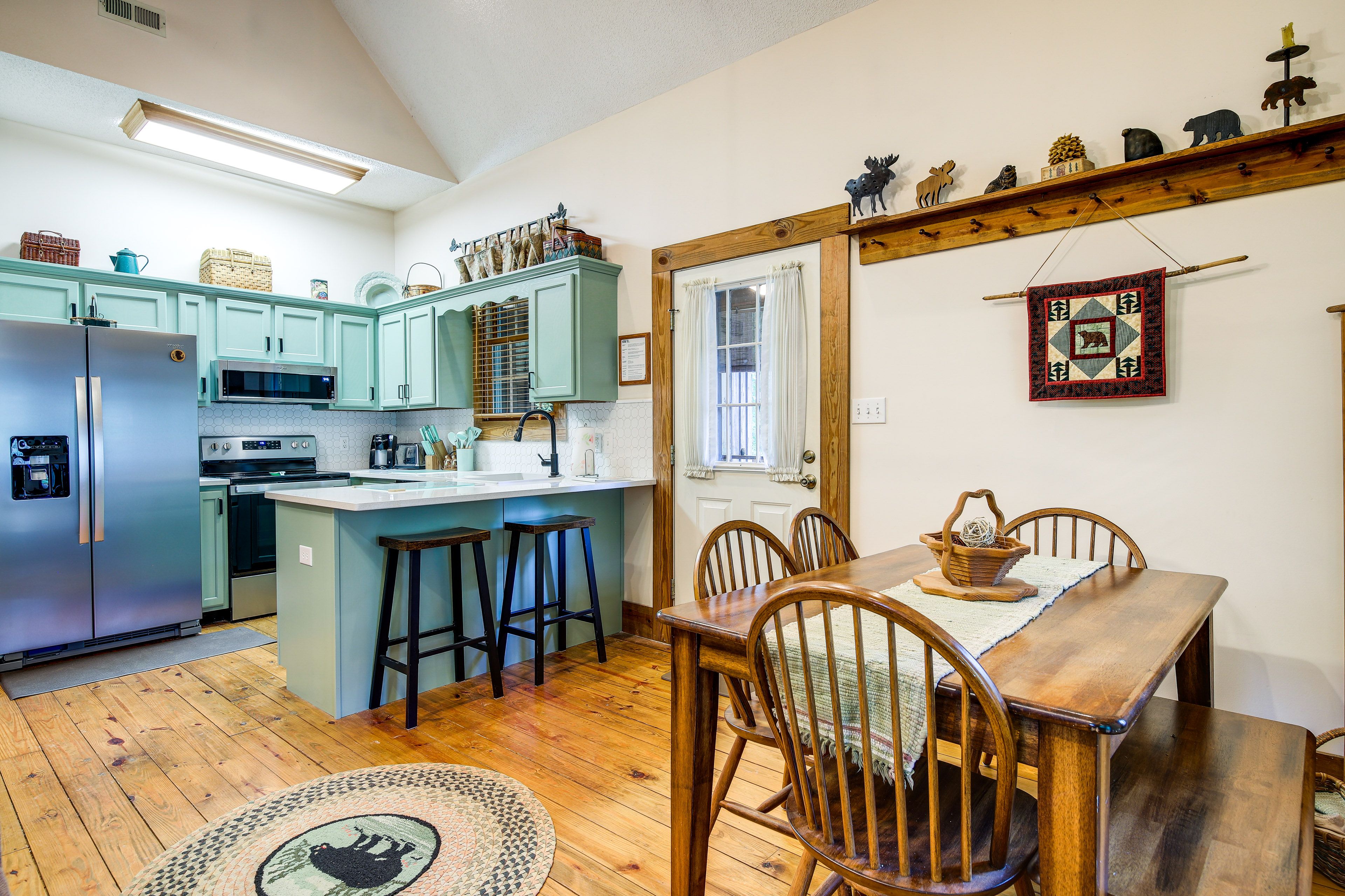 Kitchen | Dining Area | Dishware + Flatware